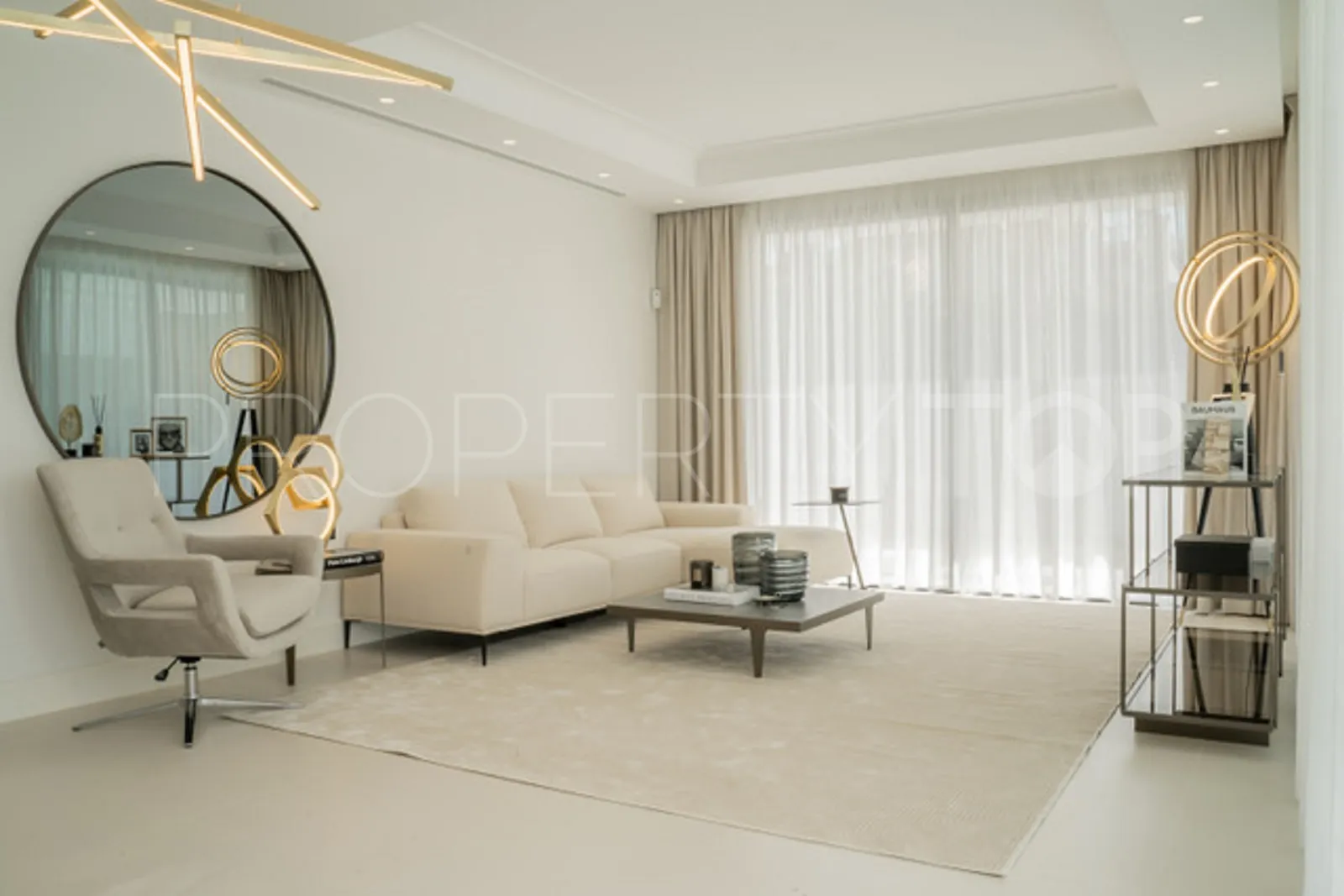 Villa en venta con 5 dormitorios en Marbella Golden Mile