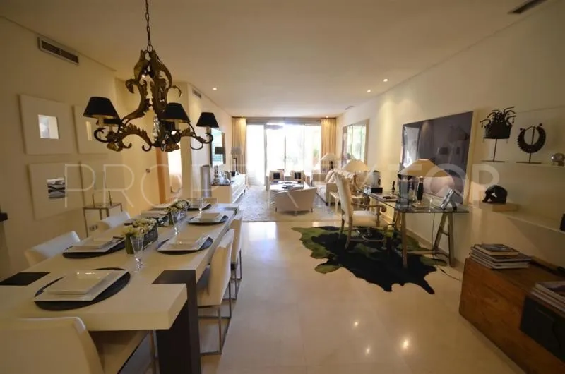 Comprar apartamento planta baja en Mansion Club