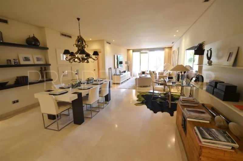Comprar apartamento planta baja en Mansion Club