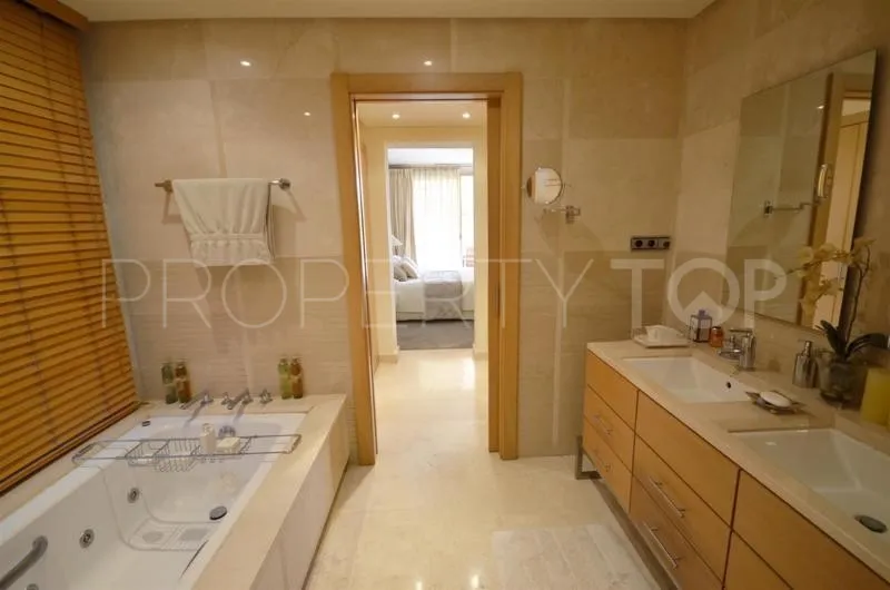 Comprar apartamento planta baja en Mansion Club