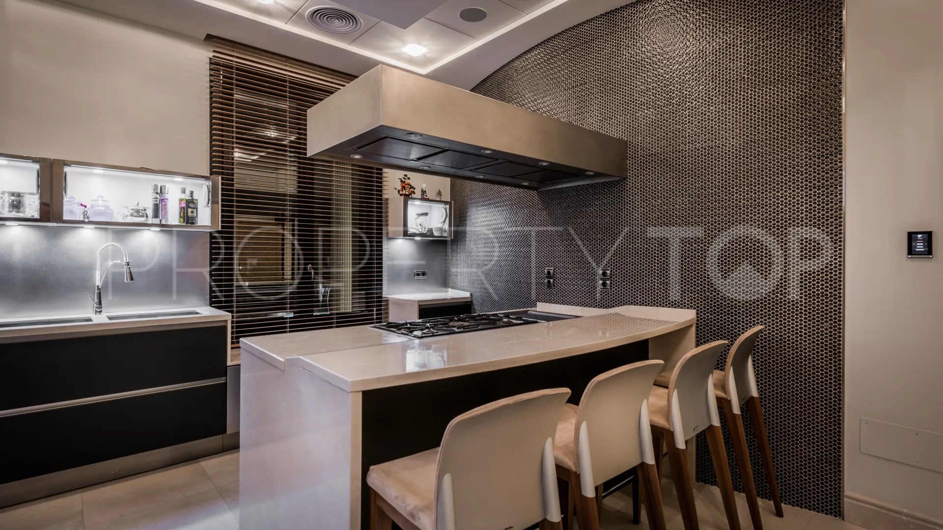 Hacienda las Chapas, villa en venta con 7 dormitorios