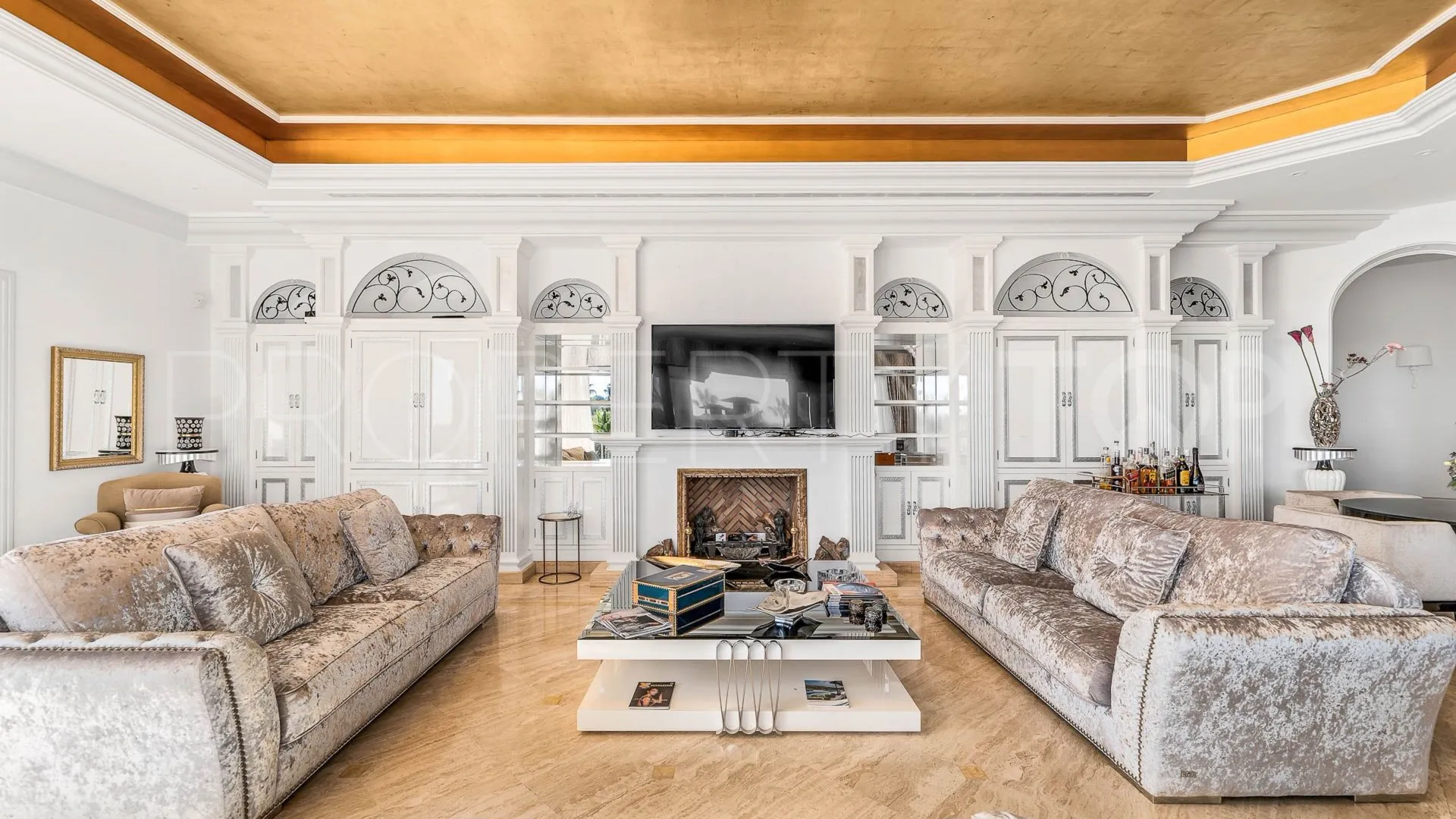 Villa en venta en Paraiso Alto con 16 dormitorios