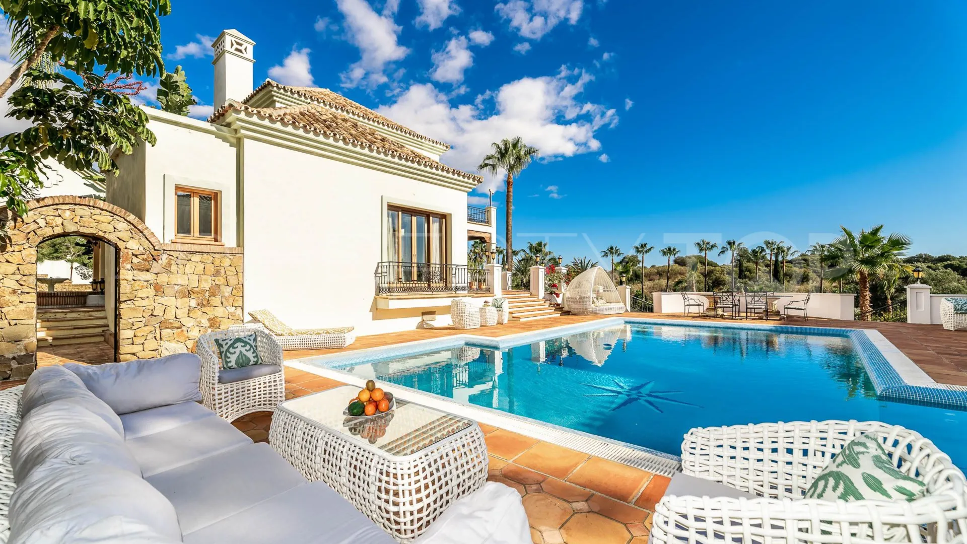 Villa en venta en Paraiso Alto con 16 dormitorios