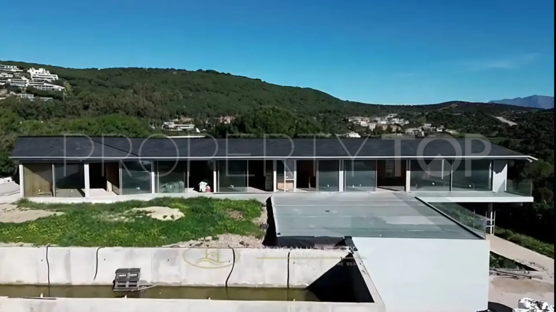 Villa for sale in La Reserva