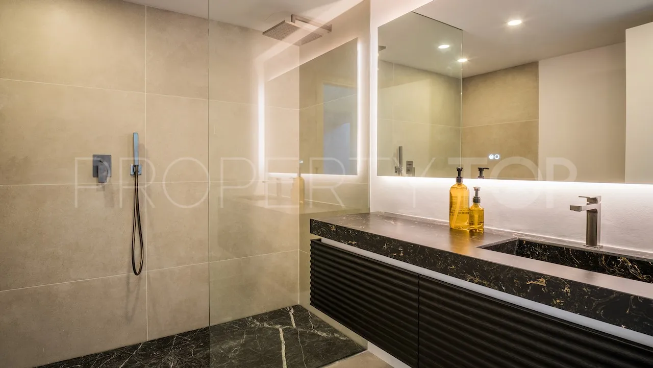 Rocio de Nagüeles 5 bedrooms villa for sale