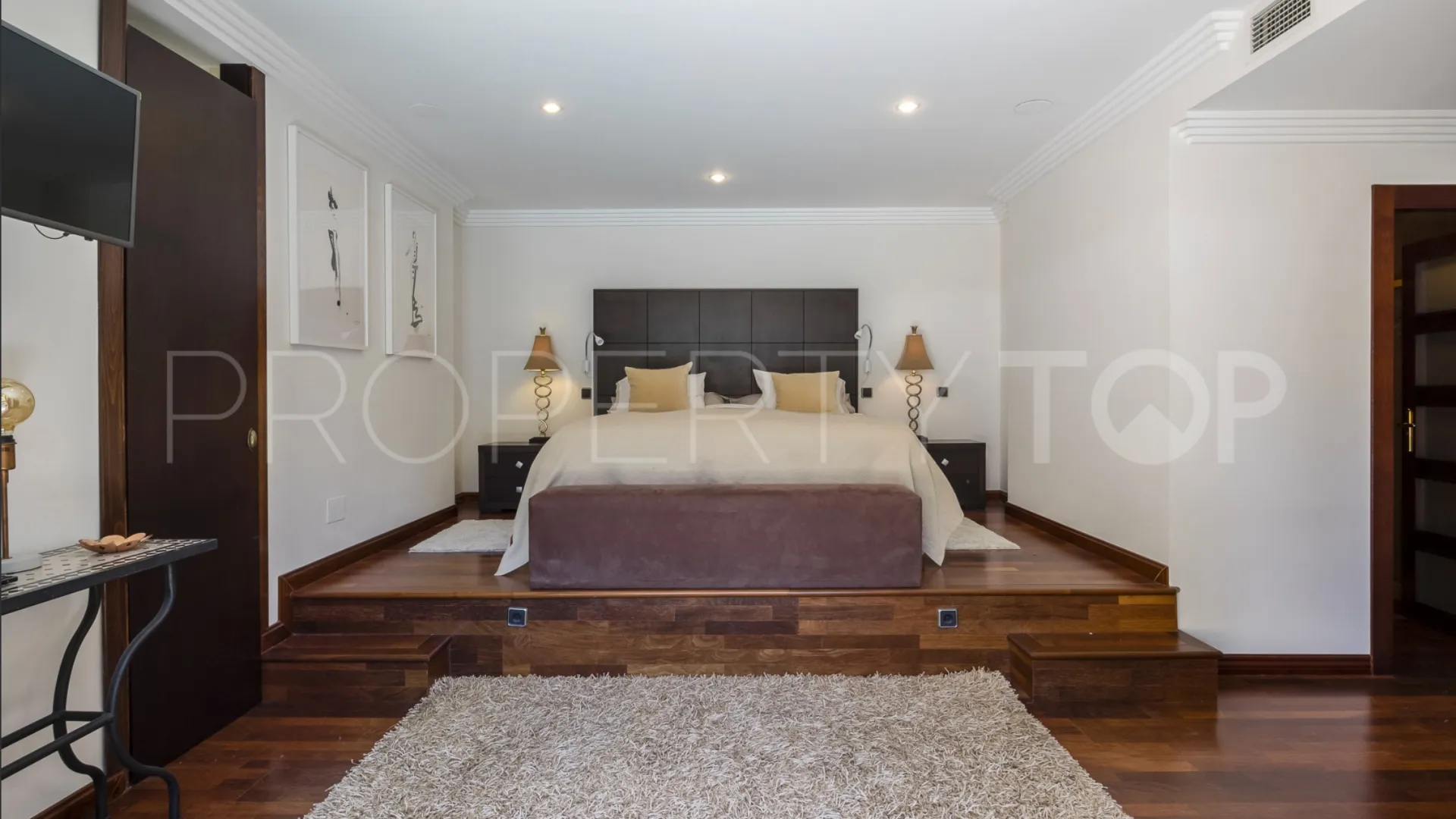 4 bedrooms Bahia de Banus villa for sale