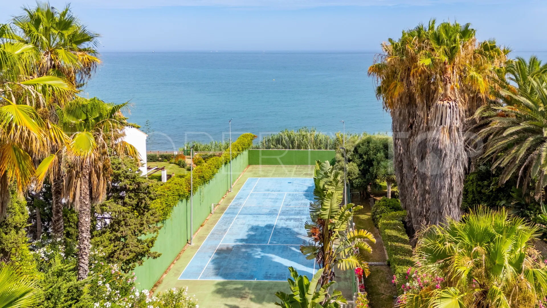 Beach Side New Golden Mile 9 bedrooms villa for sale