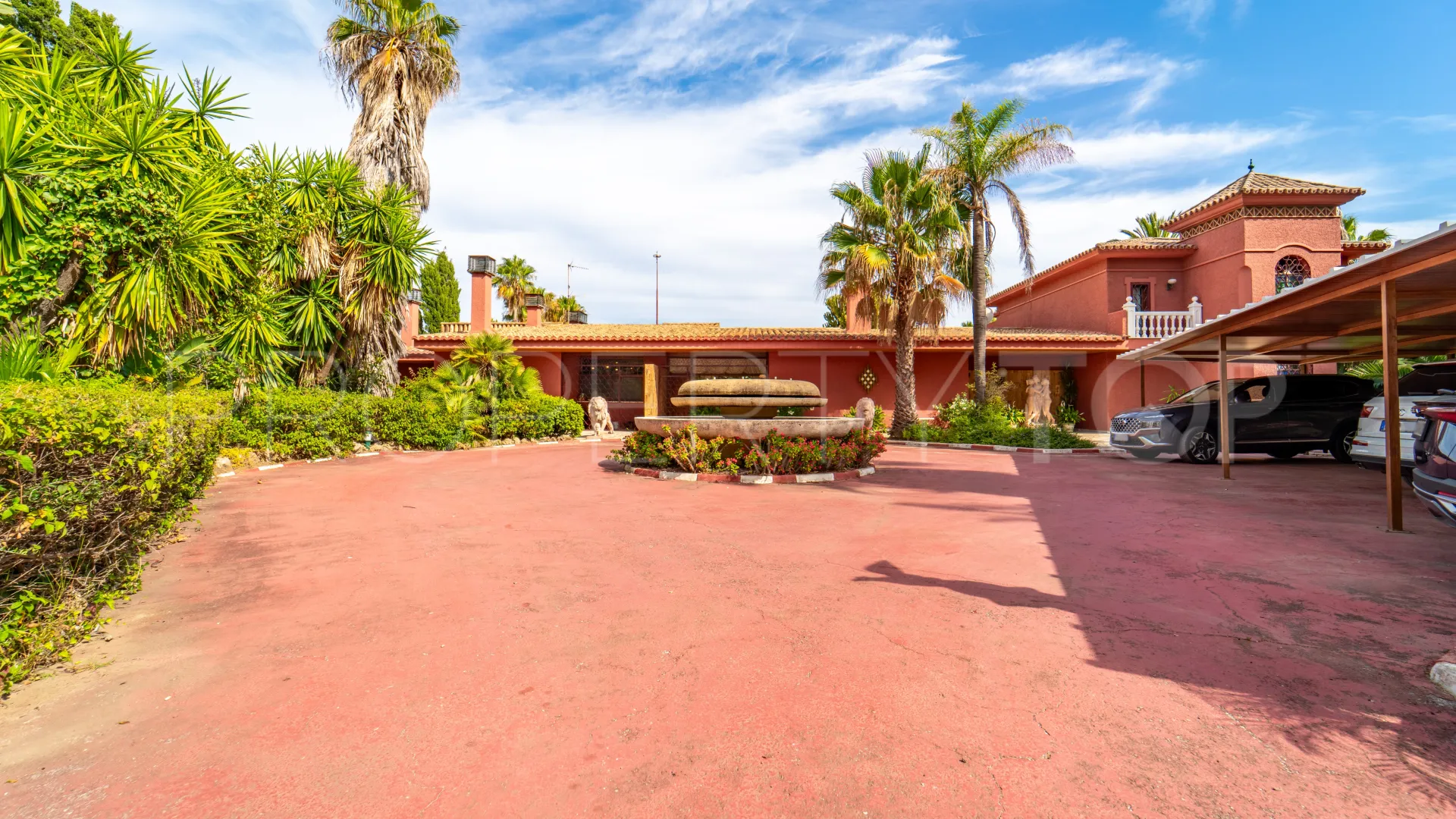 Beach Side New Golden Mile 9 bedrooms villa for sale