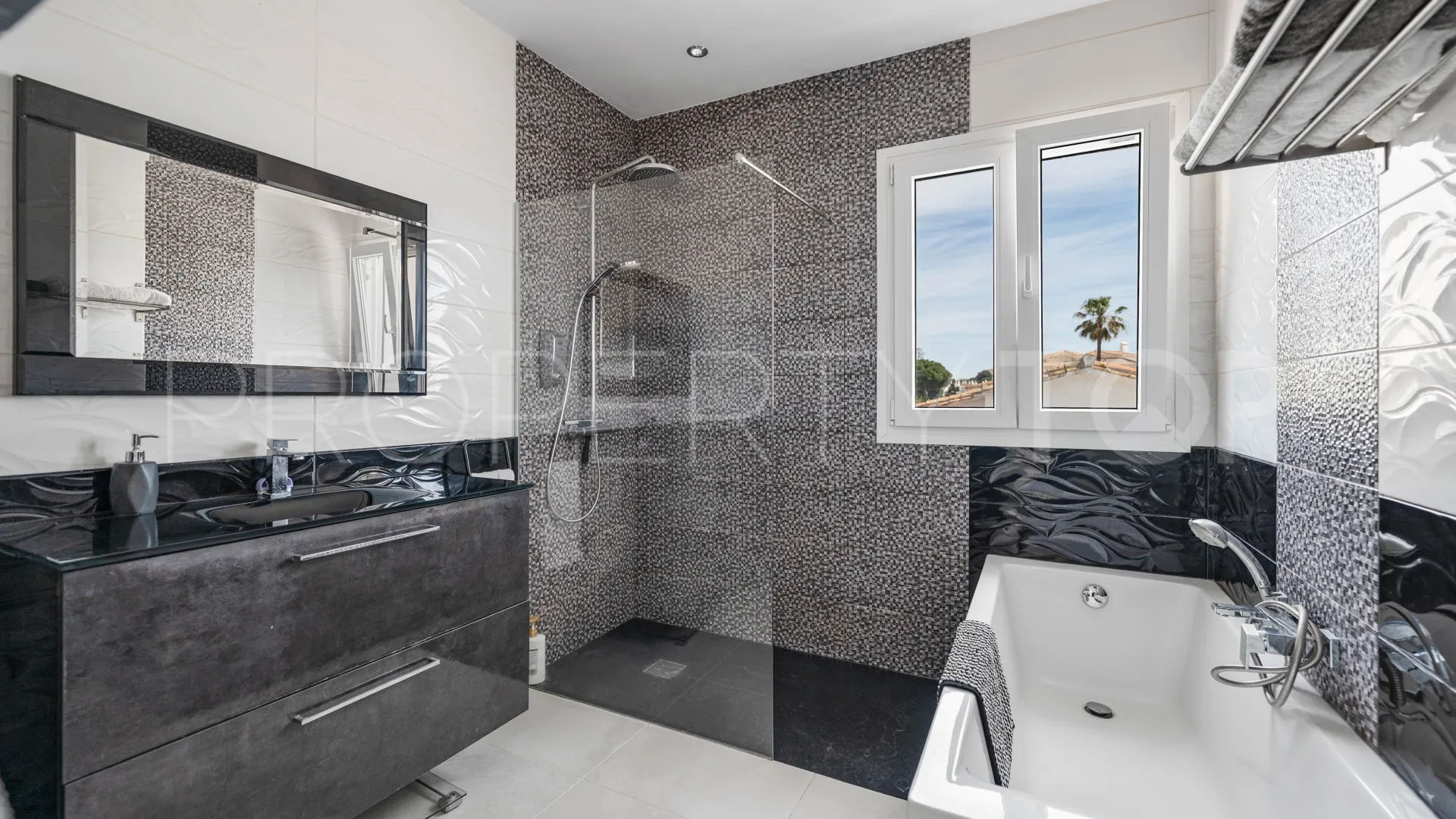 3 bedrooms villa in Beach Side New Golden Mile for sale