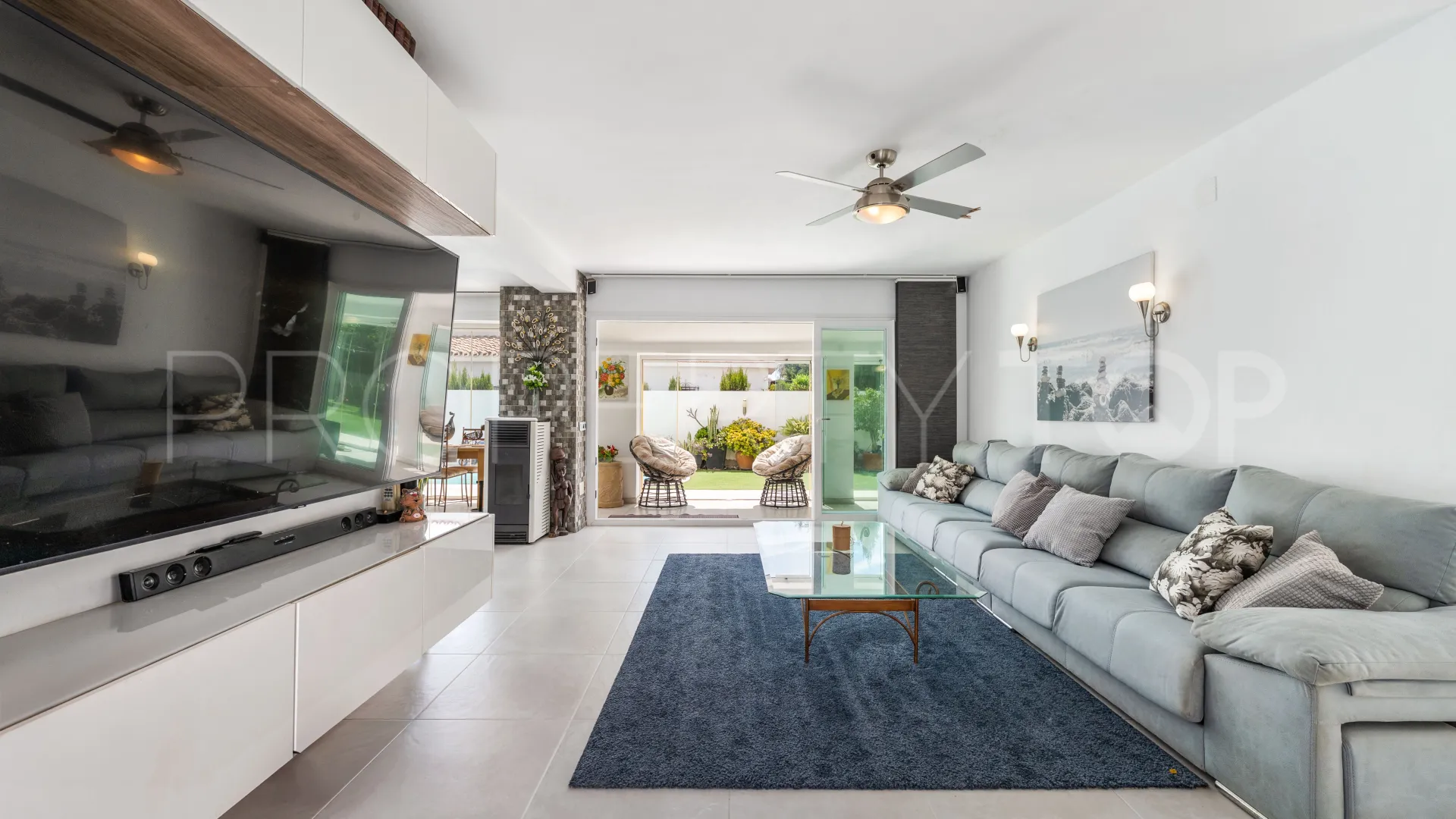 3 bedrooms villa in Beach Side New Golden Mile for sale