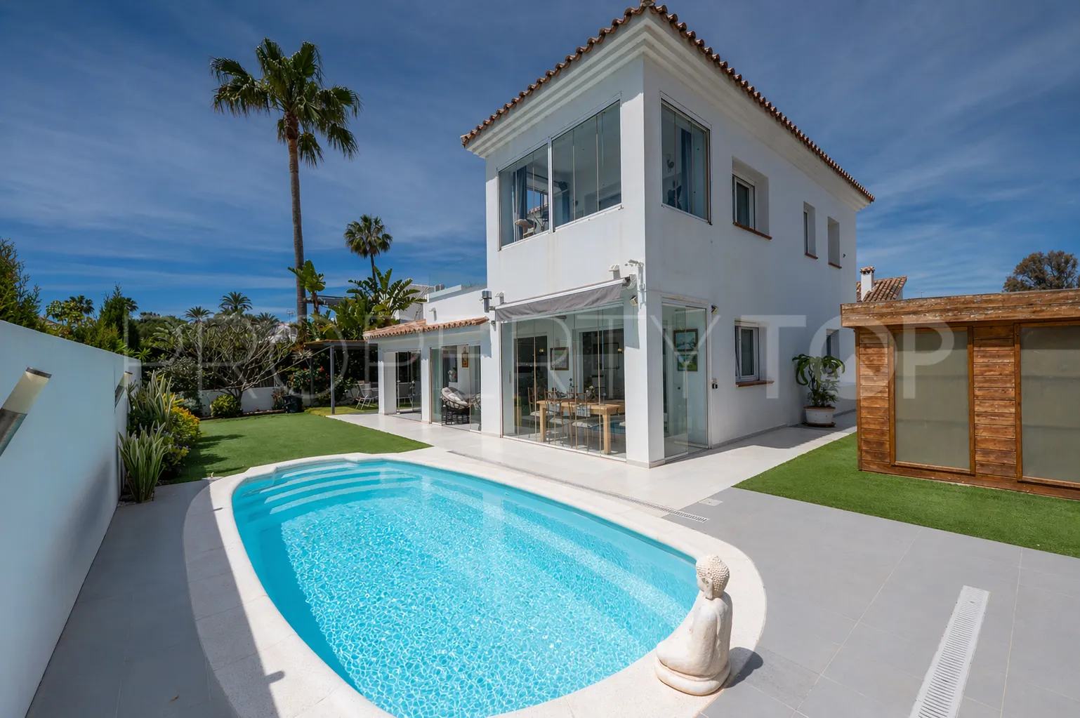 3 bedrooms villa in Beach Side New Golden Mile for sale