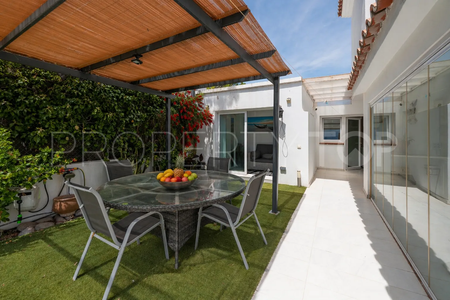 3 bedrooms villa in Beach Side New Golden Mile for sale
