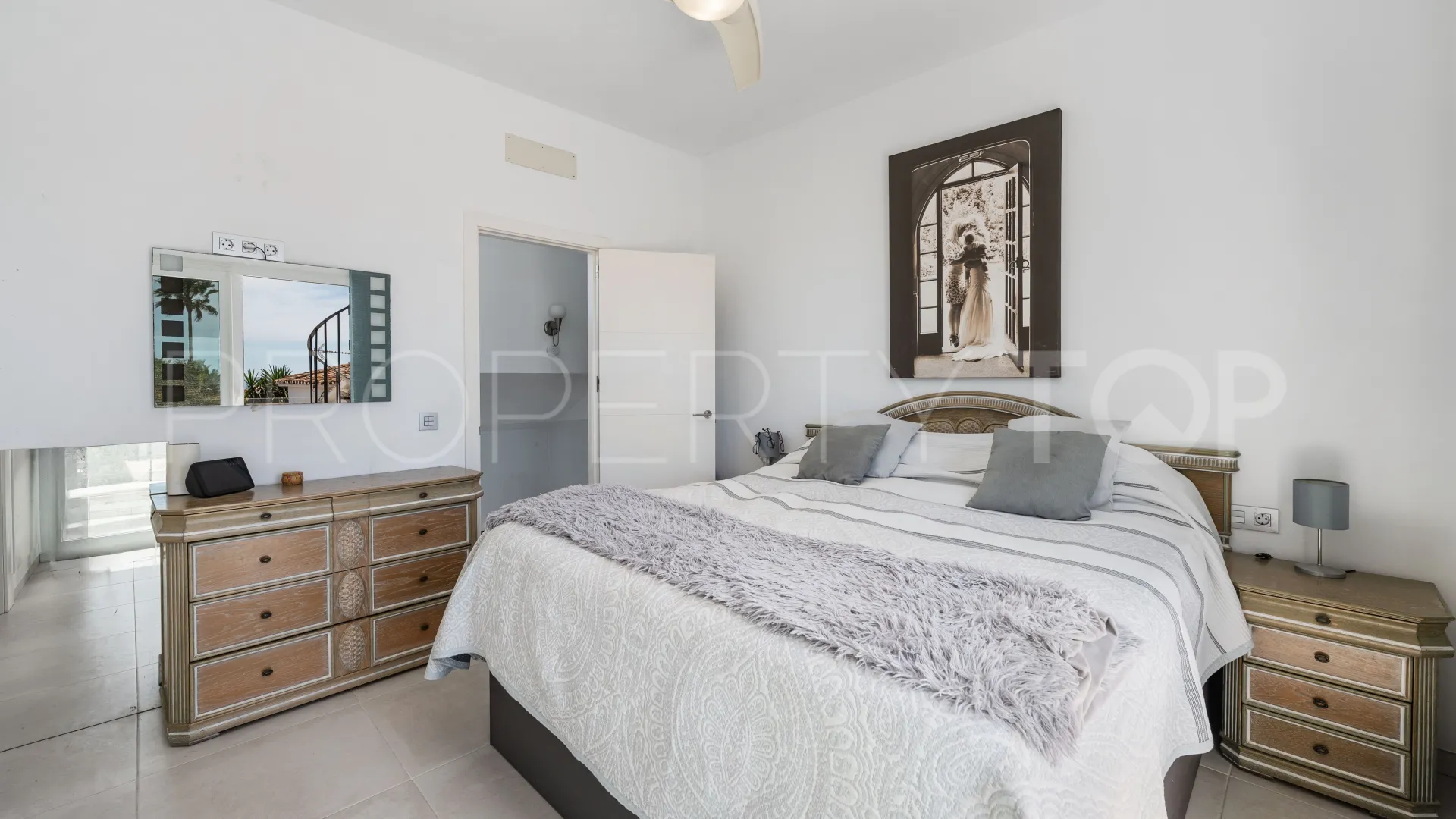 3 bedrooms villa in Beach Side New Golden Mile for sale