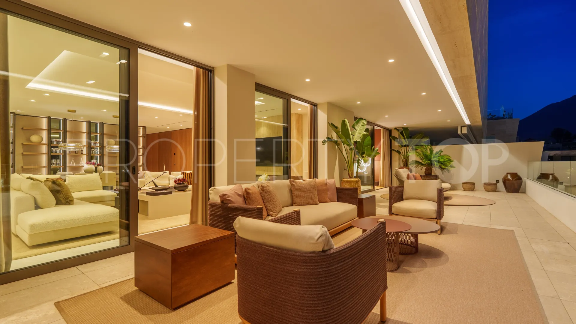 Buy duplex penthouse in Epic Marbella