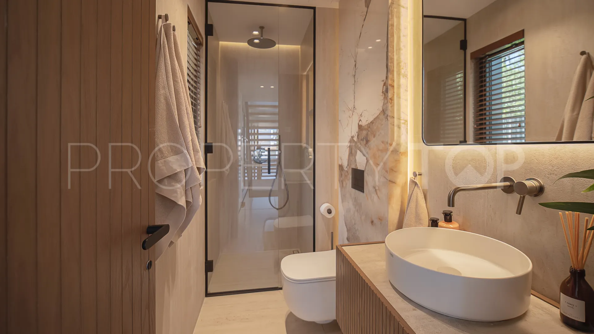 4 bedrooms villa in Marbella East for sale