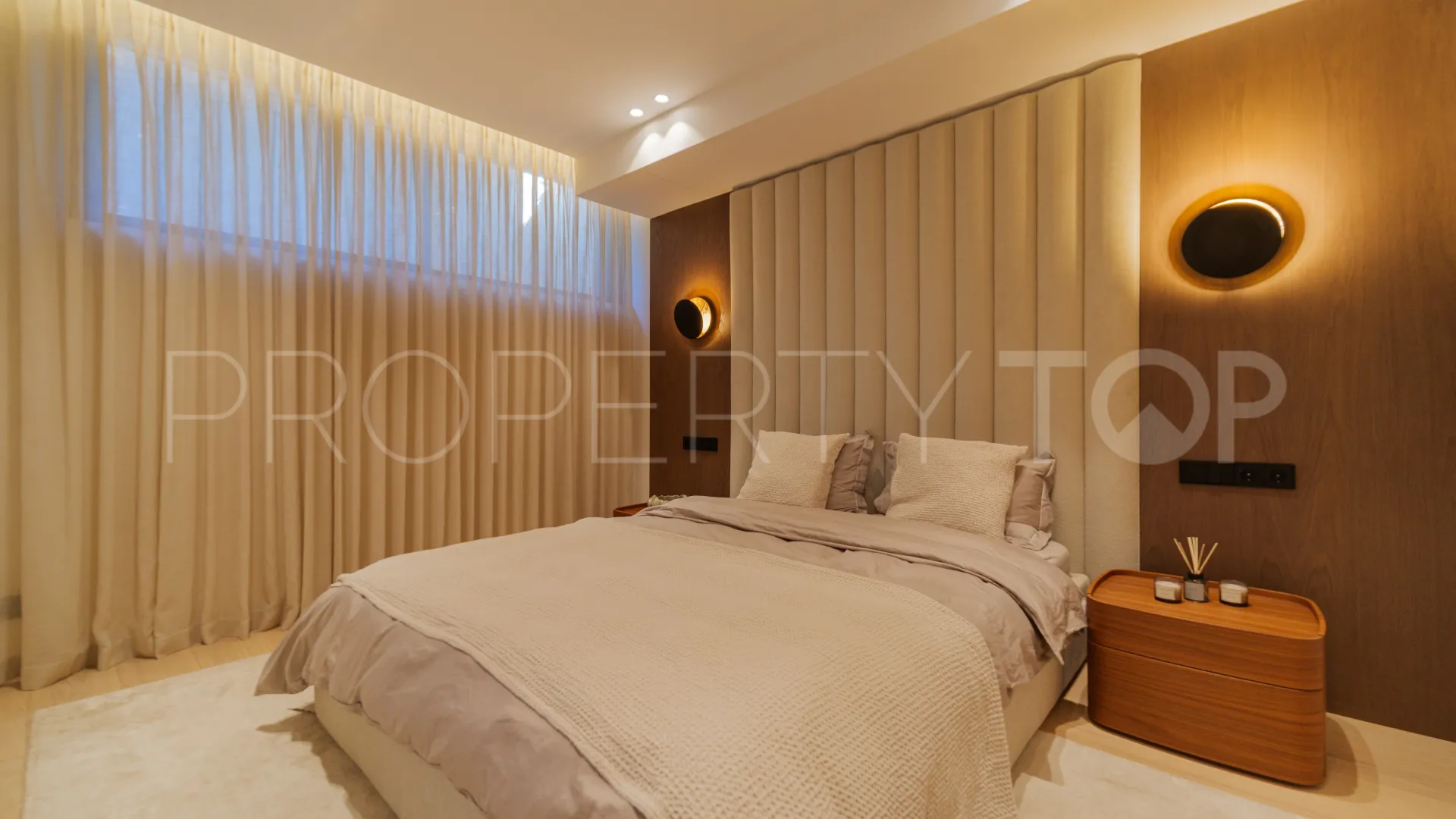 4 bedrooms villa in Marbella East for sale