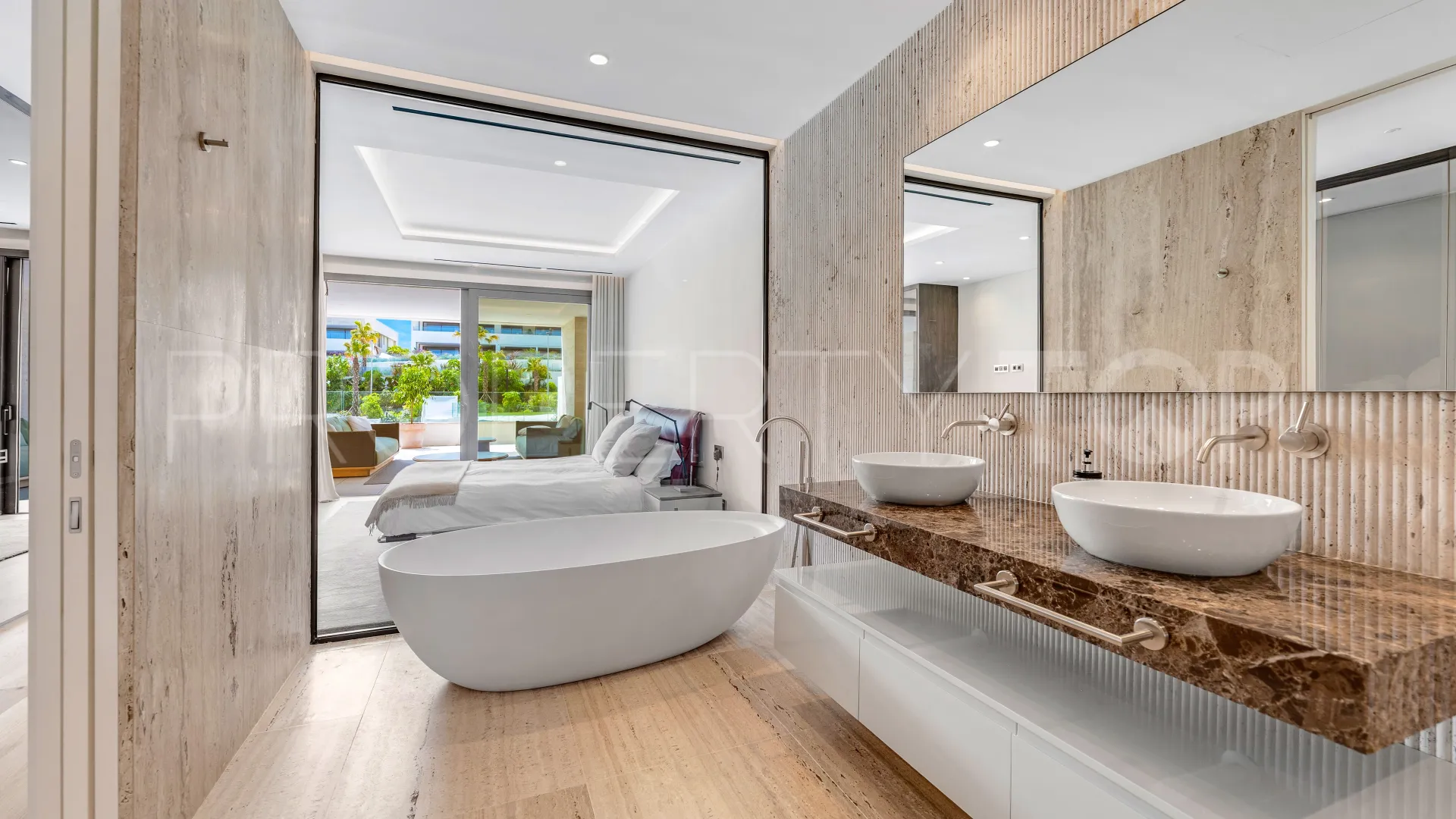 Atico duplex en venta de 3 dormitorios en Epic Marbella