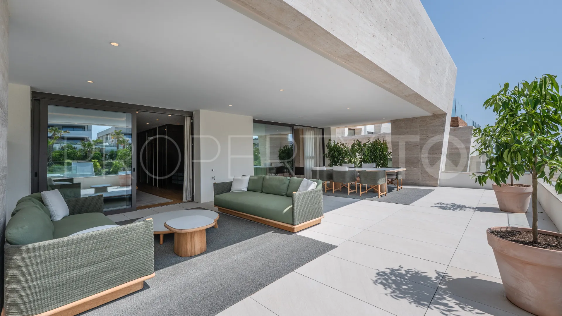 Atico duplex en venta de 3 dormitorios en Epic Marbella
