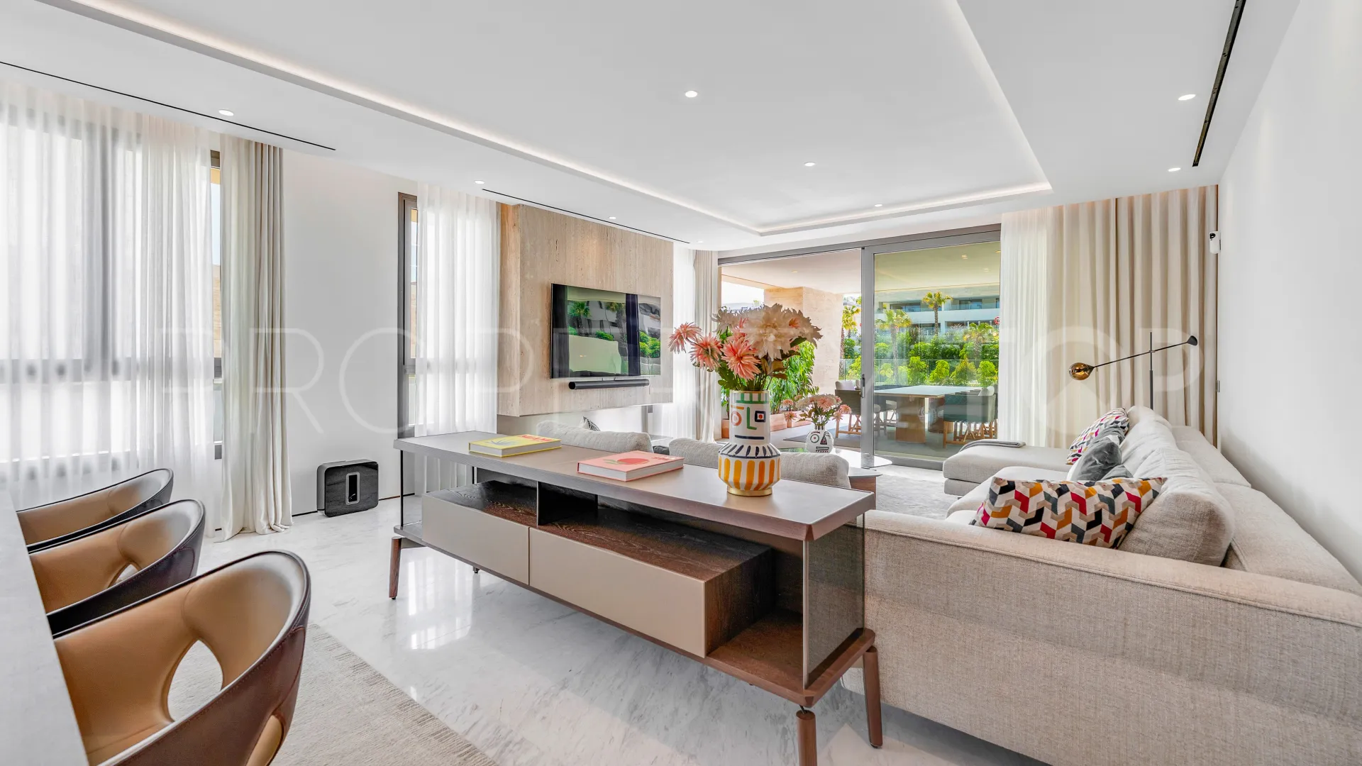 Atico duplex en venta de 3 dormitorios en Epic Marbella