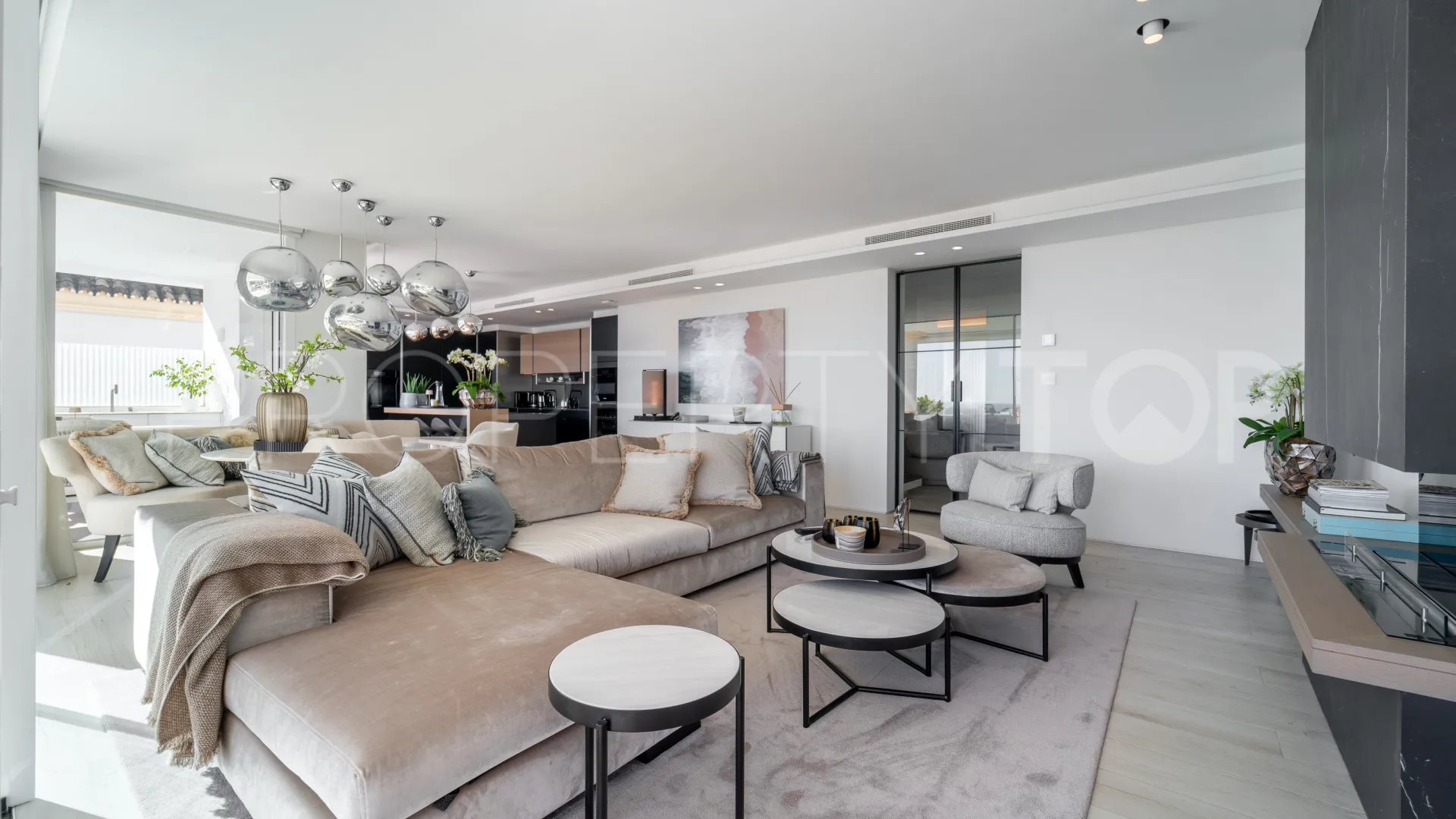 Duplex penthouse with 3 bedrooms for sale in Monte Paraiso