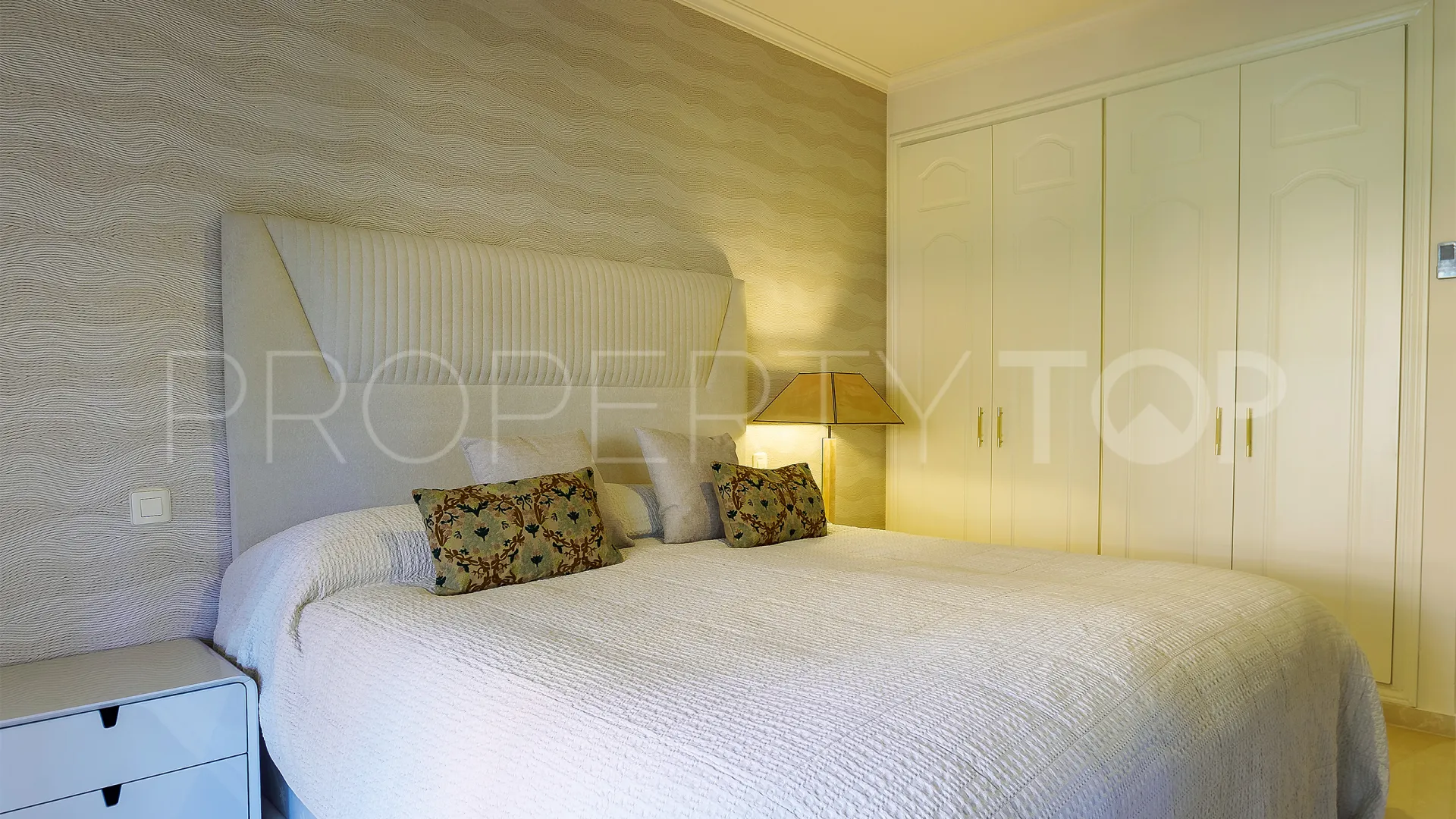 Buy El Embrujo Playa 2 bedrooms ground floor apartment