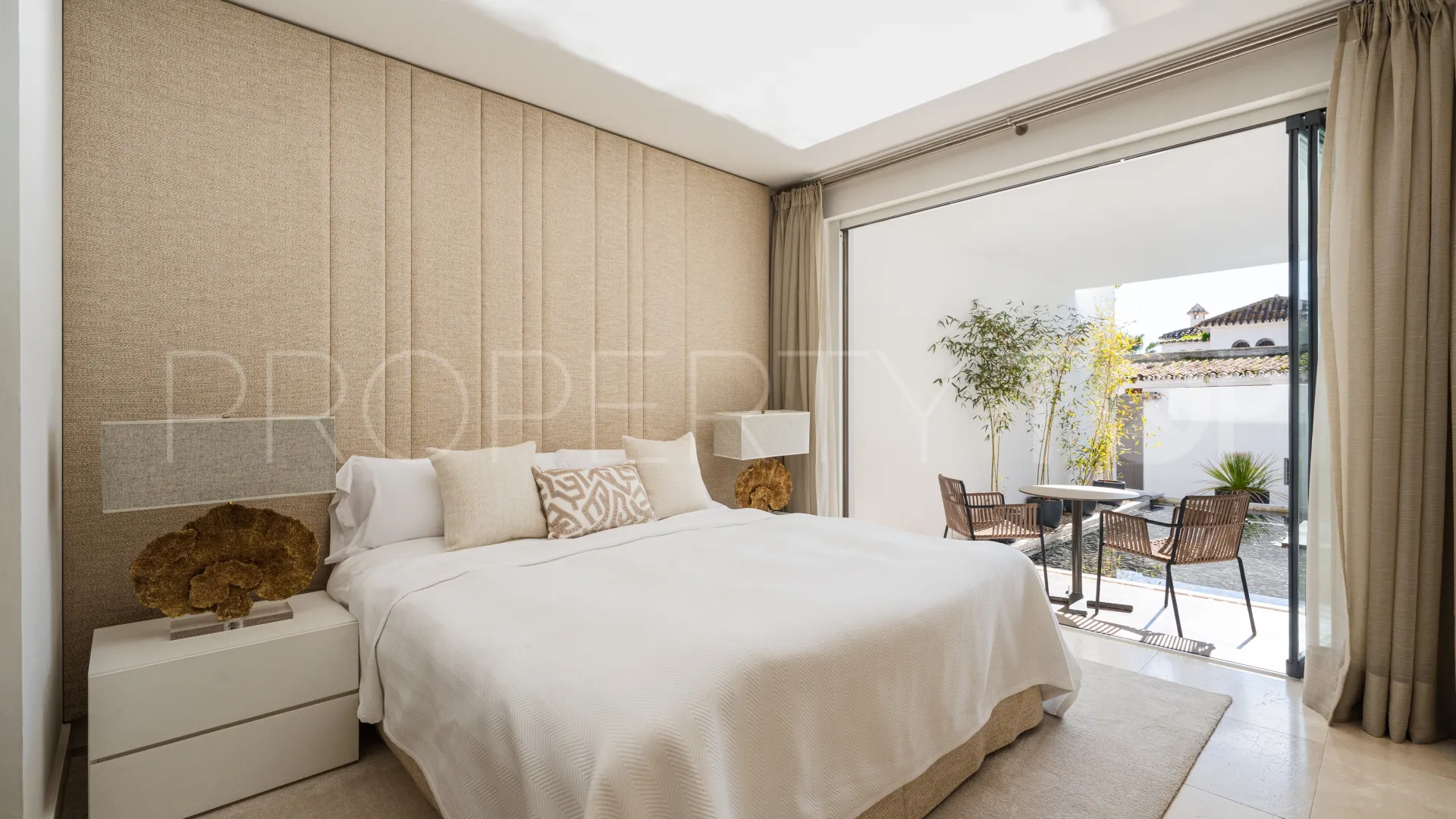 Puente Romano, villa pareada en venta