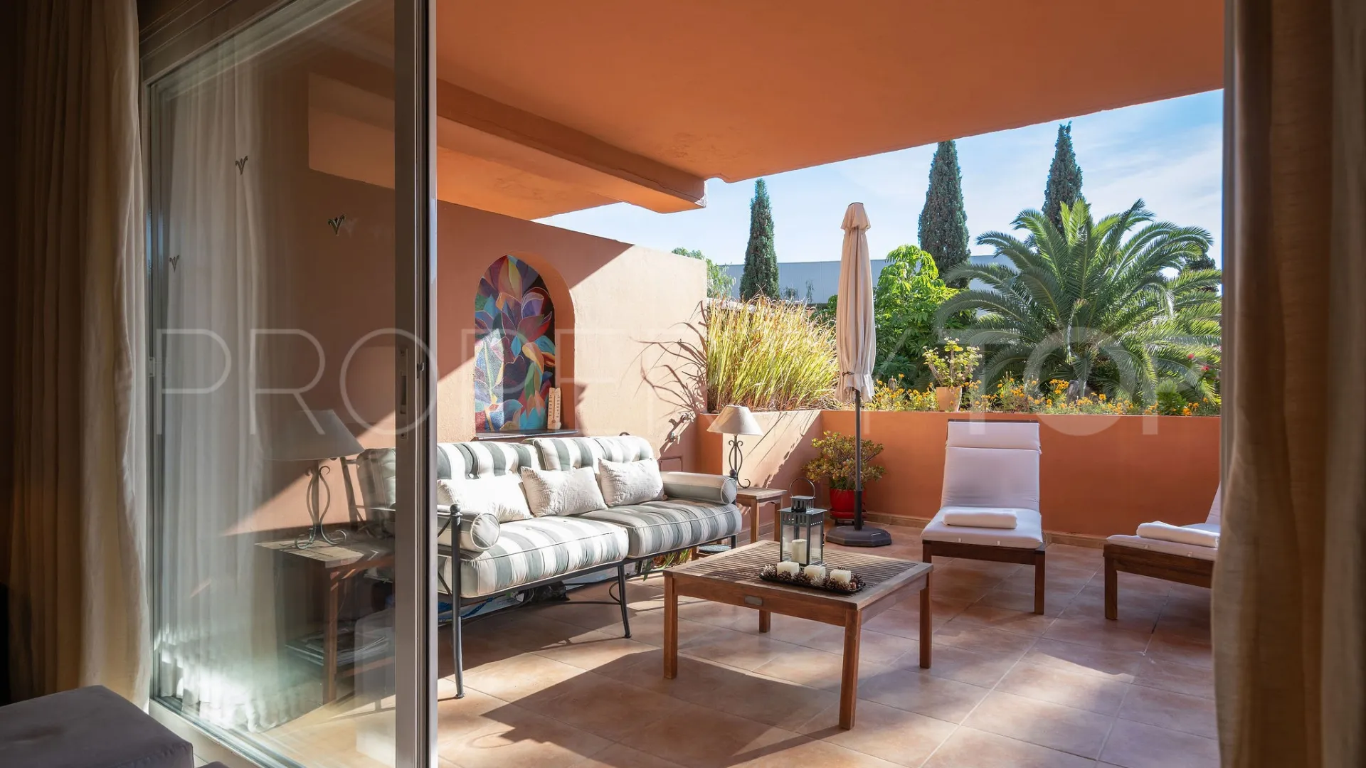 For sale ground floor apartment in El Embrujo Playa