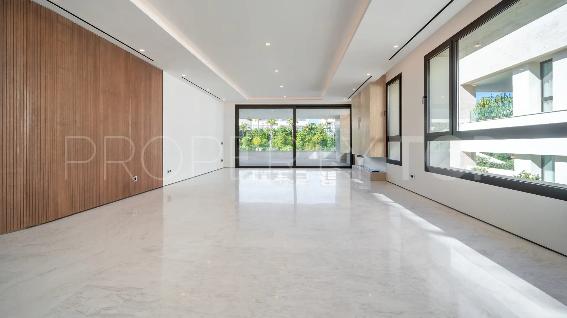 For sale duplex penthouse in Epic Marbella