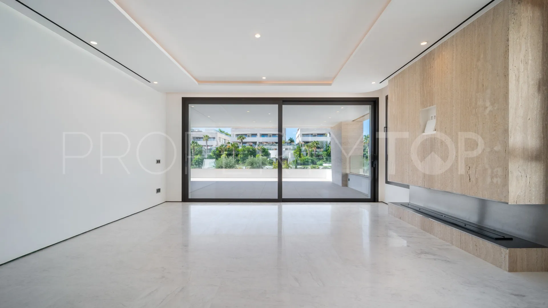 For sale duplex penthouse in Epic Marbella