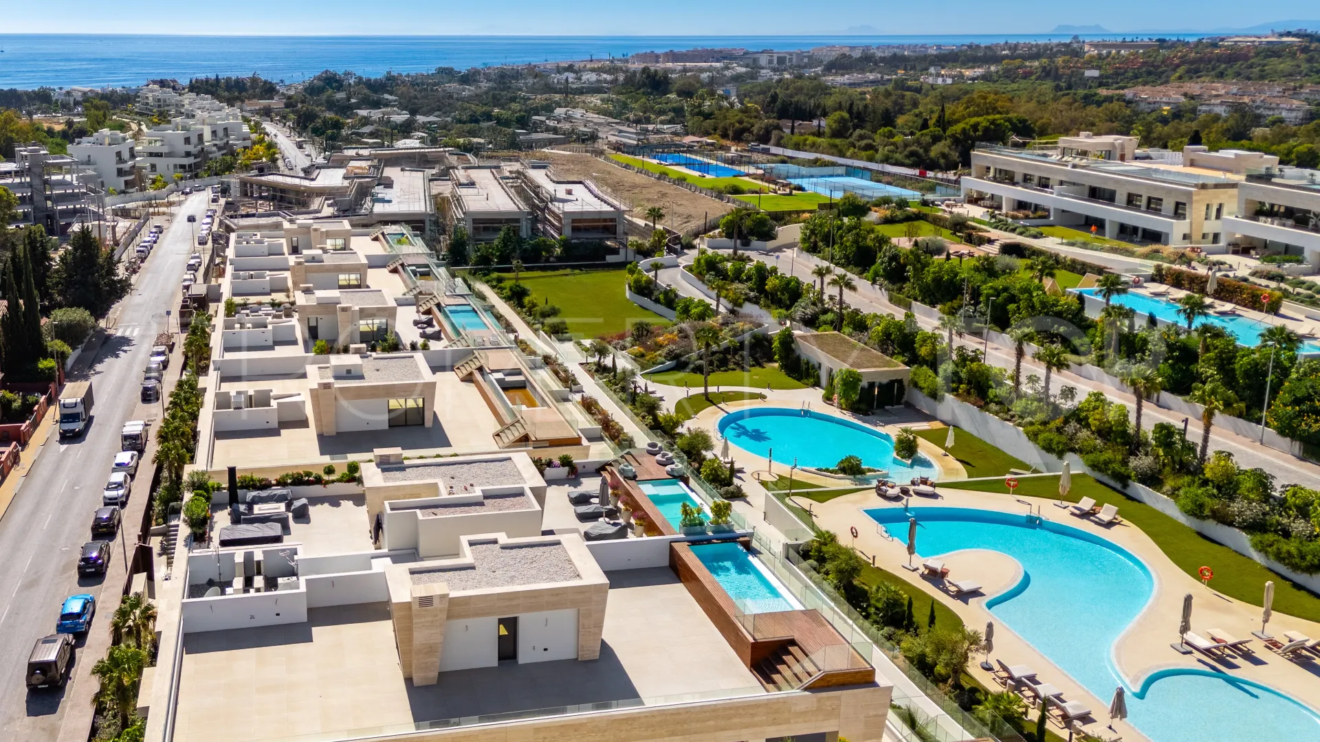 For sale duplex penthouse in Epic Marbella