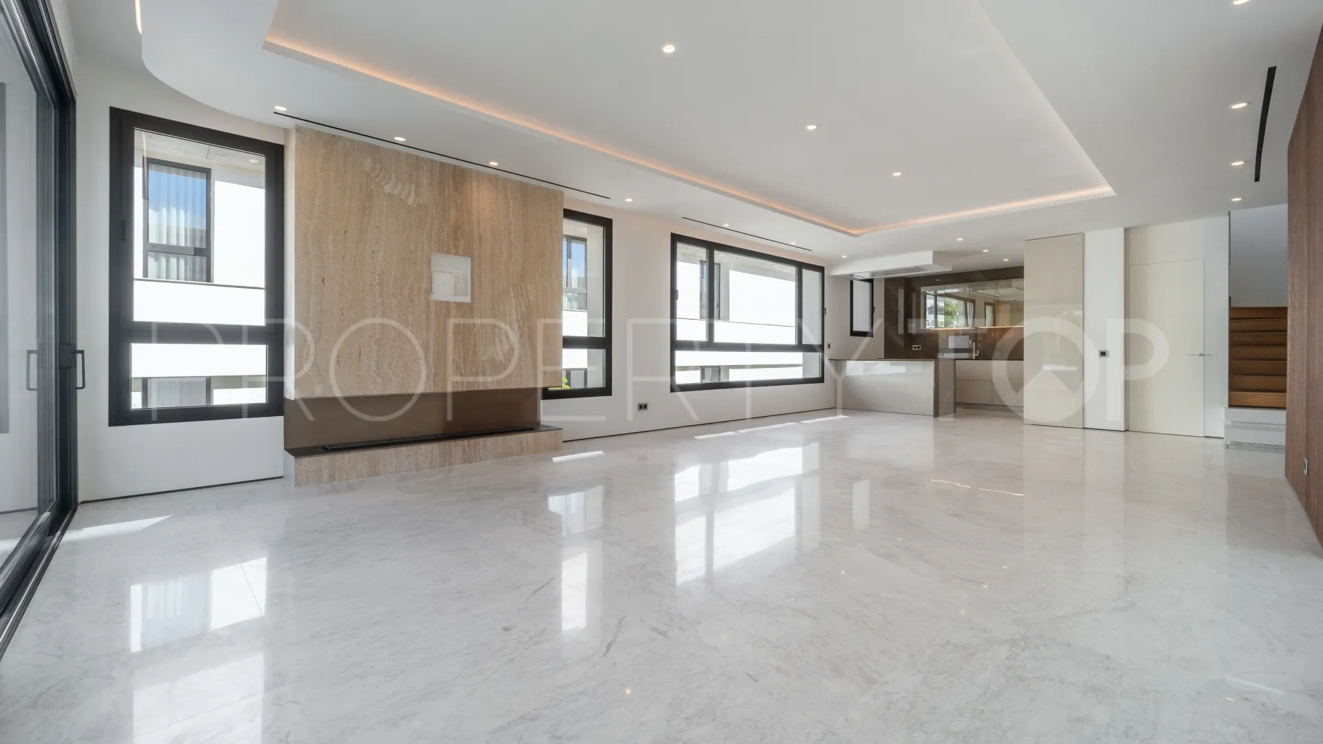 For sale duplex penthouse in Epic Marbella
