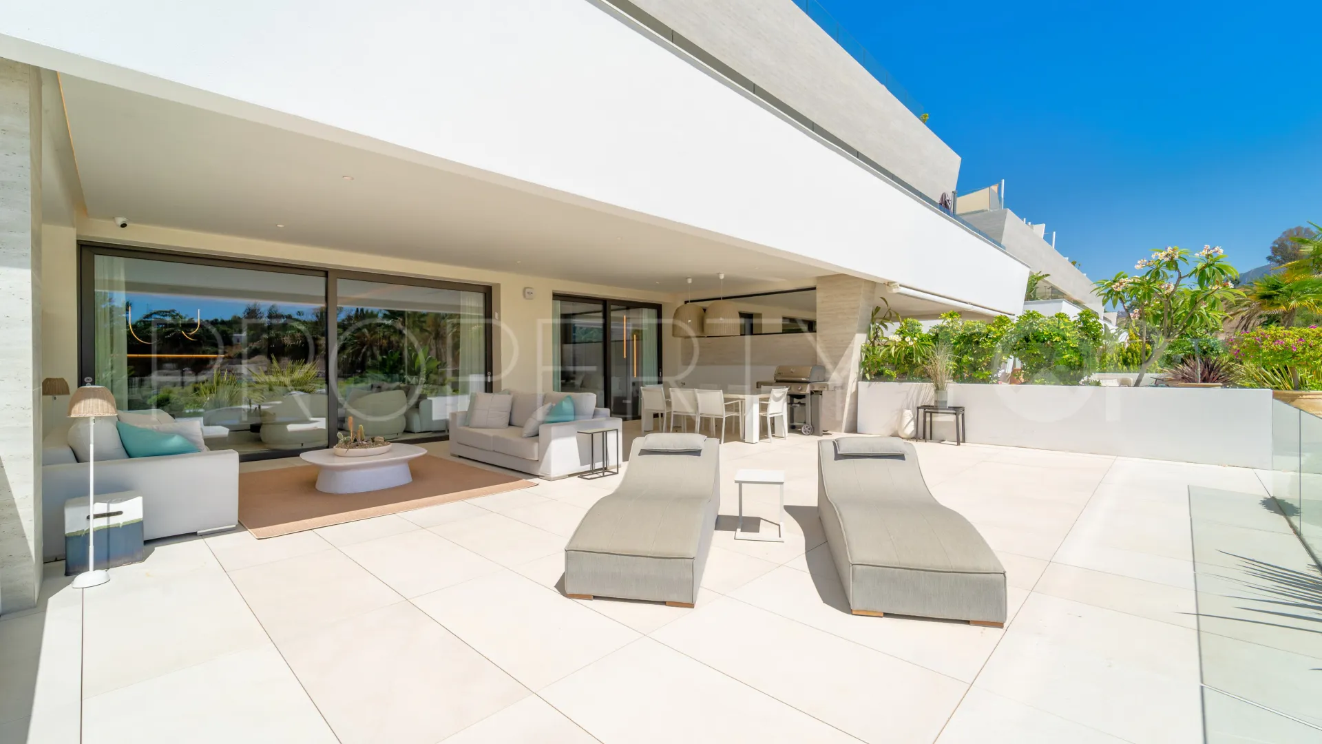 4 bedrooms Epic Marbella ground floor apartment for sale