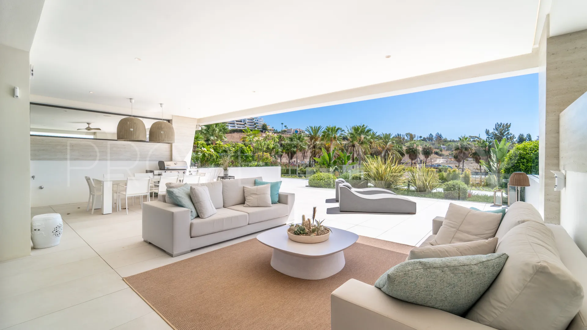 4 bedrooms Epic Marbella ground floor apartment for sale