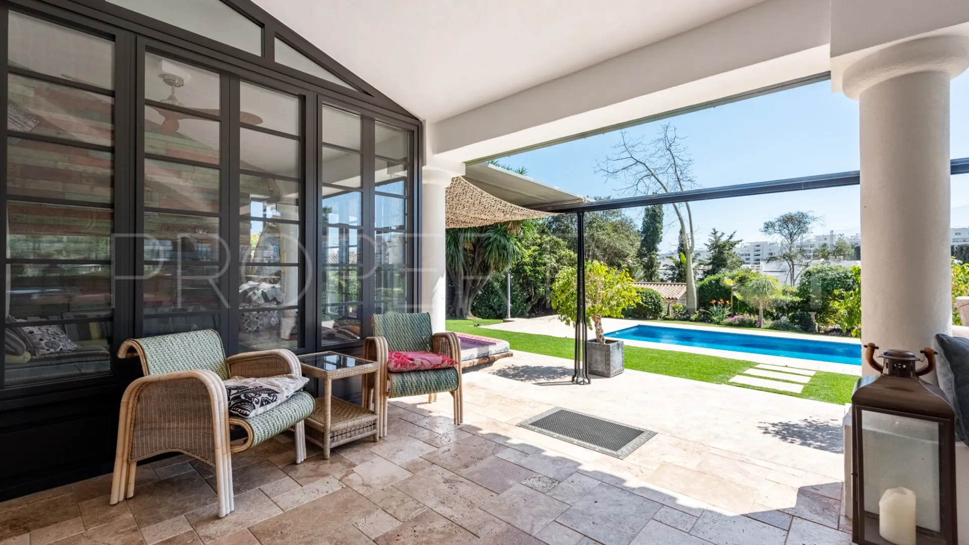 Villa with 4 bedrooms for sale in Guadalmina Baja