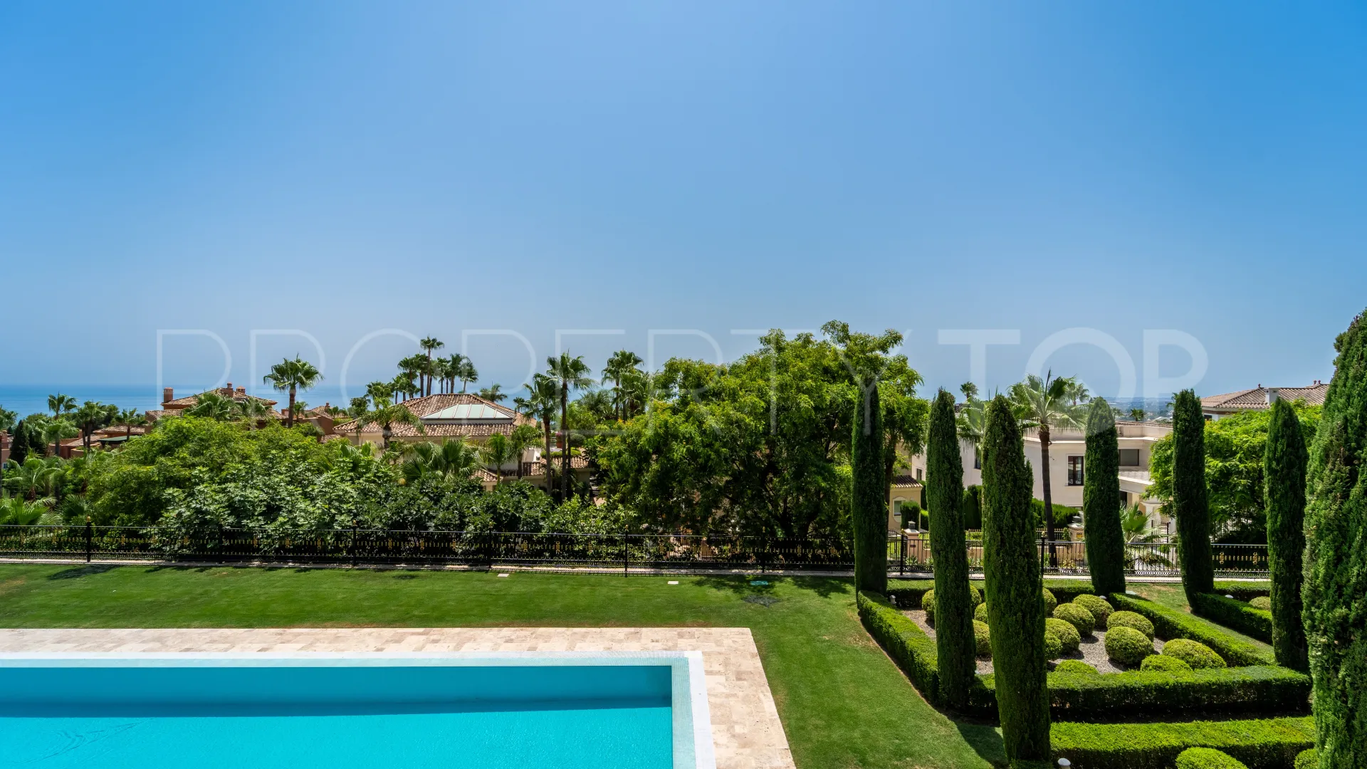 Villa a la venta en Sierra Blanca con 10 dormitorios