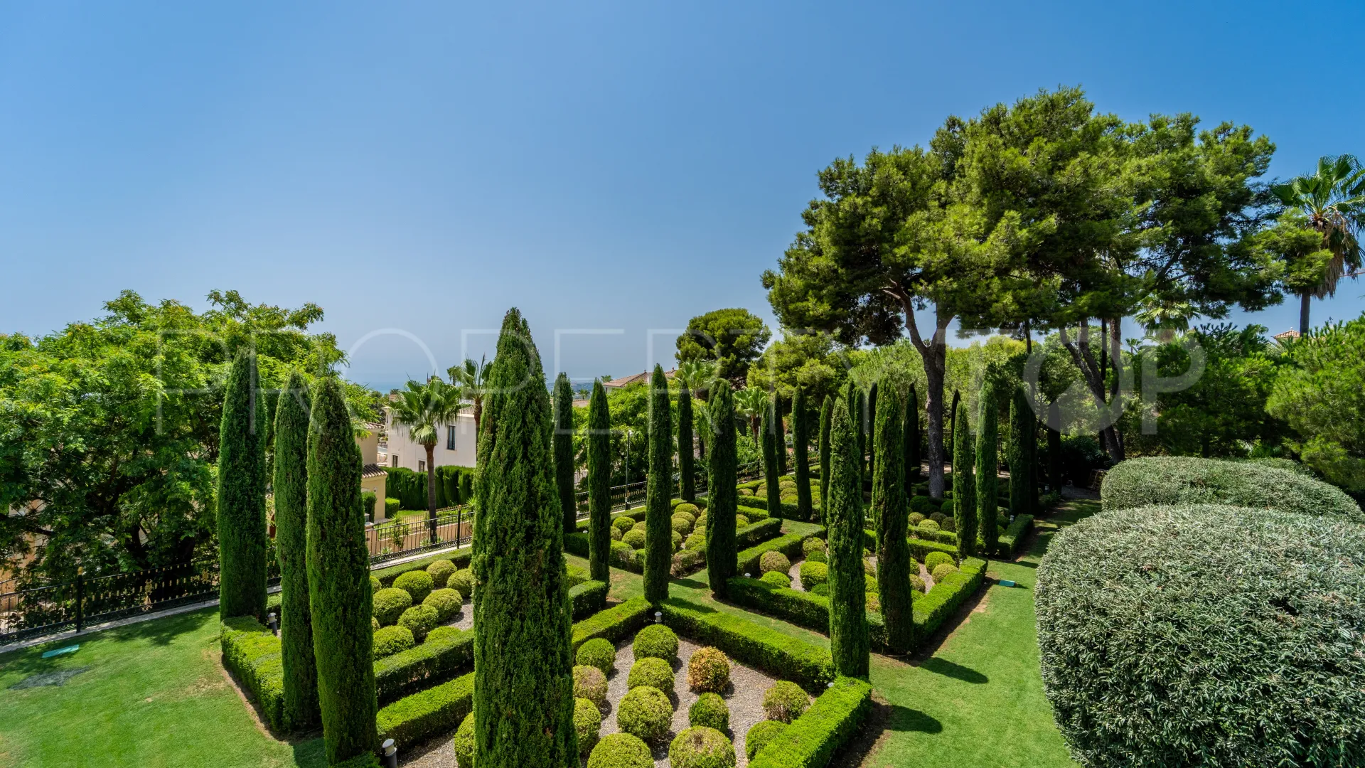 Villa a la venta en Sierra Blanca con 10 dormitorios