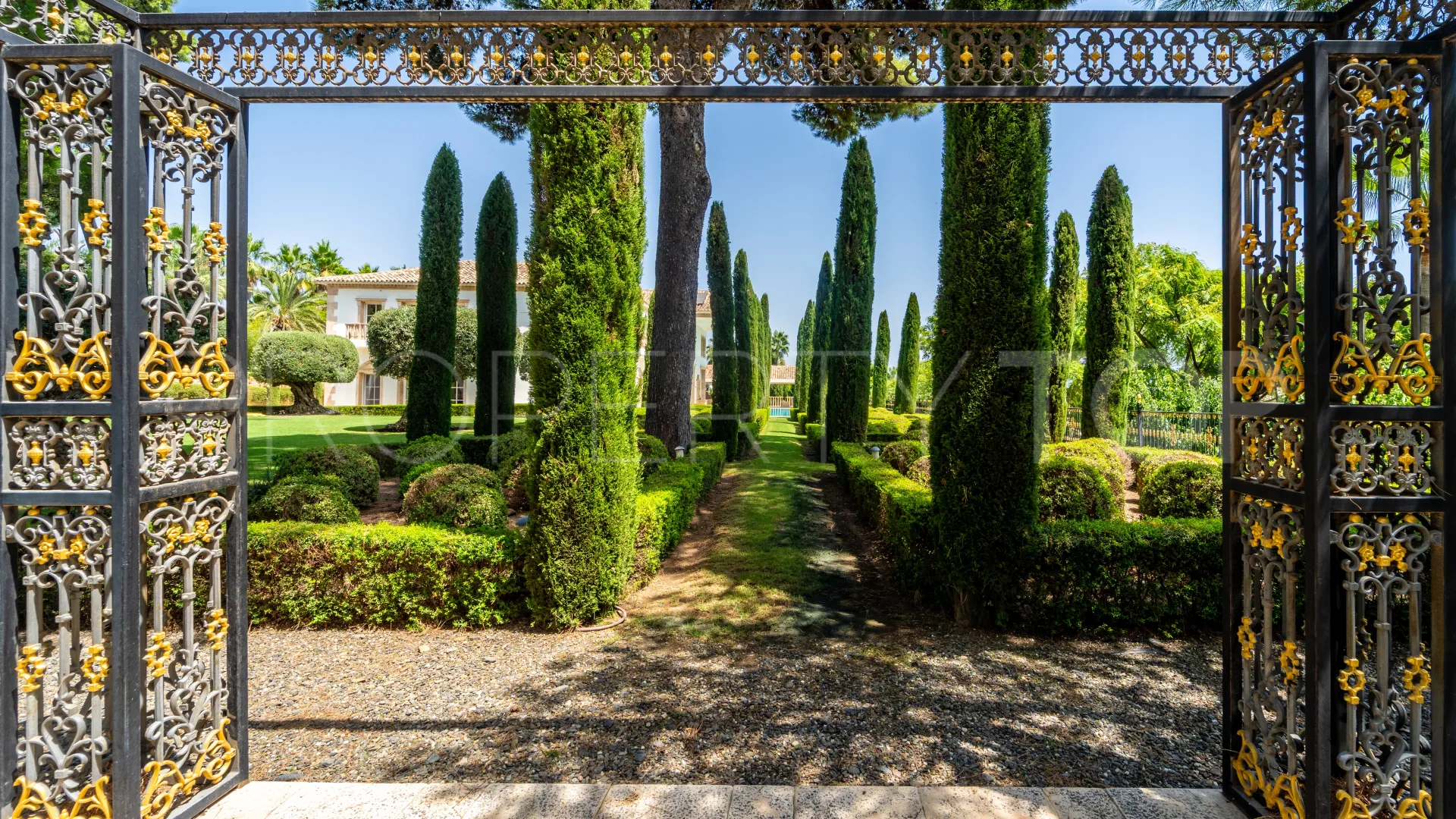 Villa a la venta en Sierra Blanca con 10 dormitorios