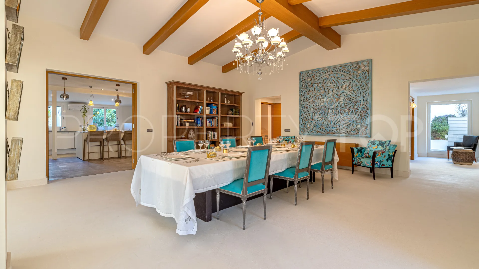 For sale villa with 7 bedrooms in Guadalmina Alta