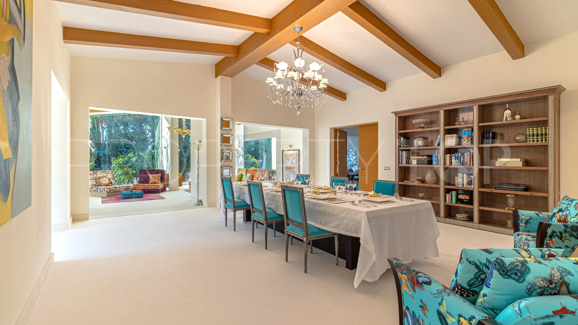 For sale villa with 7 bedrooms in Guadalmina Alta