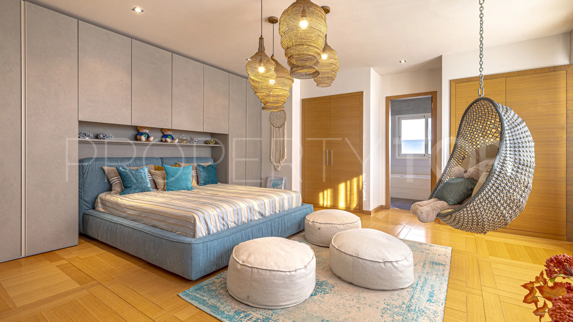 For sale villa with 7 bedrooms in Guadalmina Alta