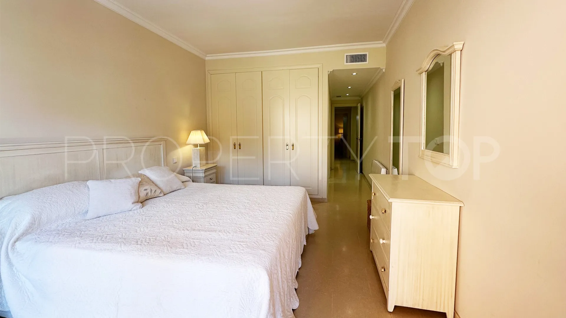 El Embrujo Playa ground floor apartment for sale