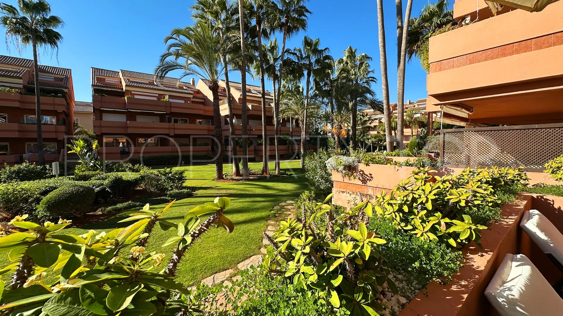 El Embrujo Playa ground floor apartment for sale
