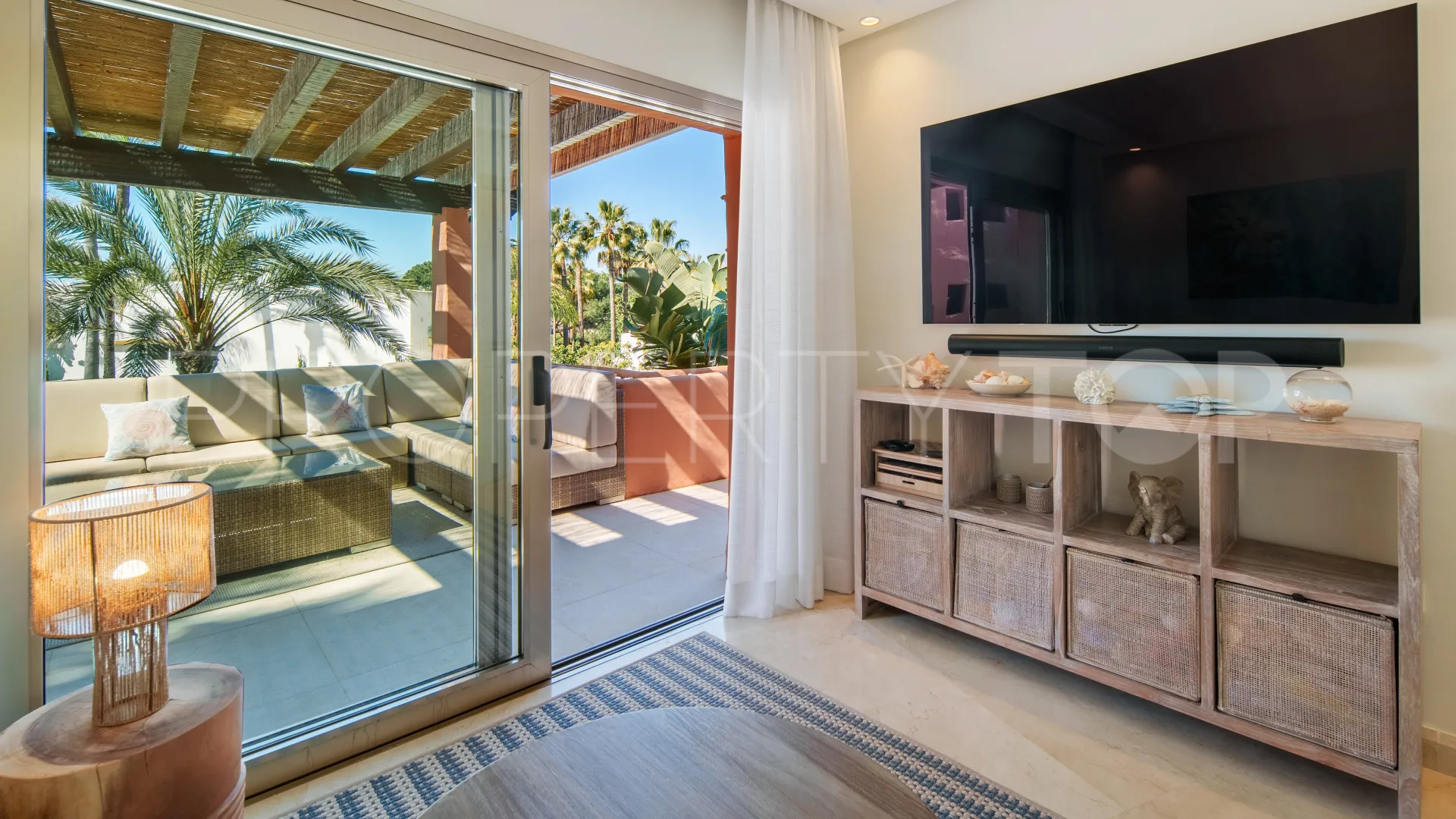 Buy duplex penthouse in La Morera