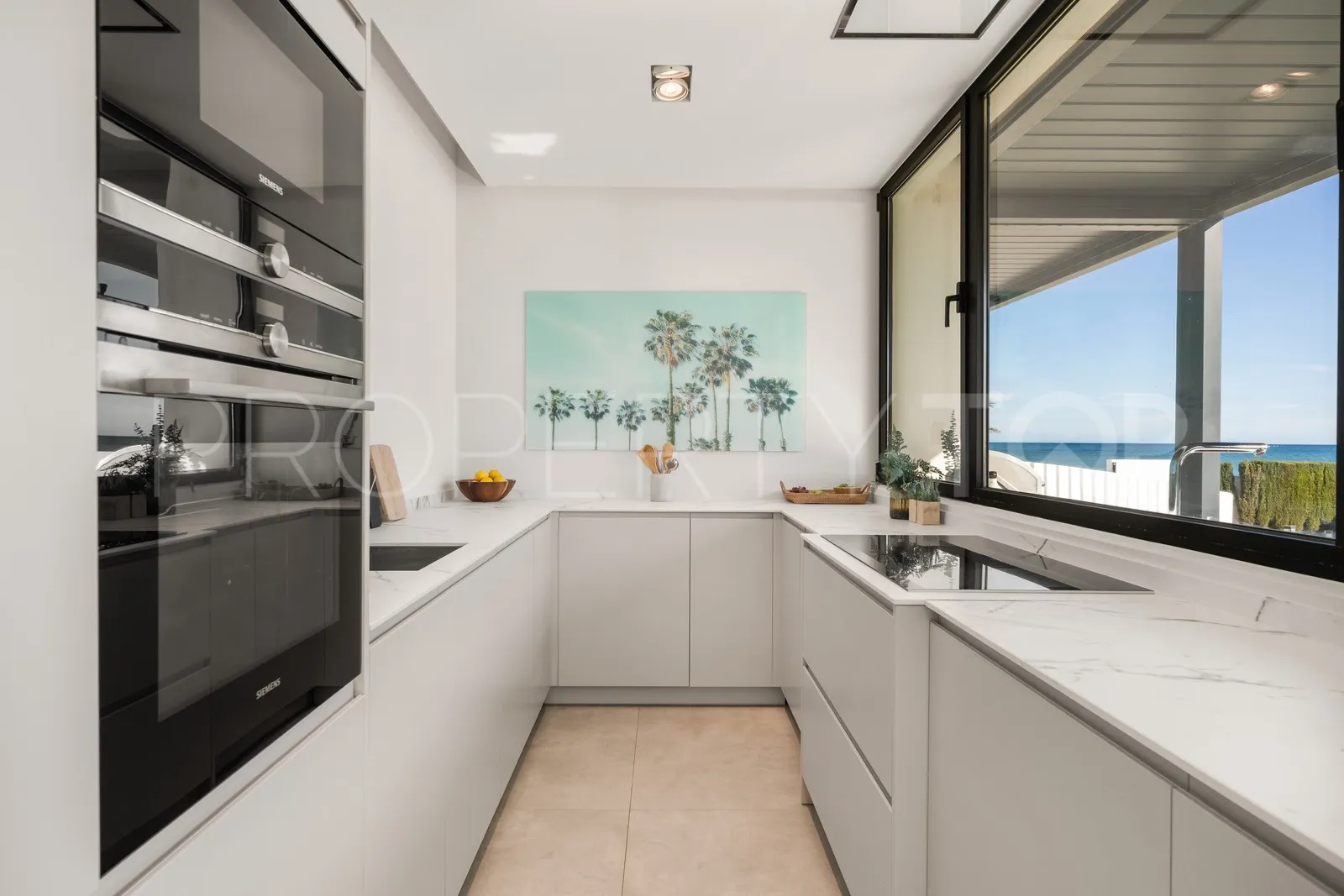 For sale Estepona East villa