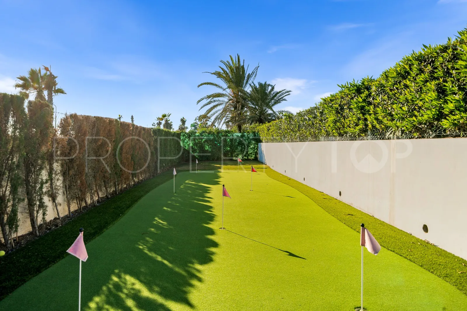 For sale Estepona East villa