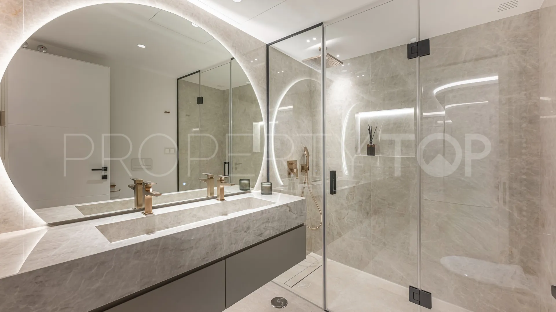 Apartamento a la venta en Bahía del Velerín