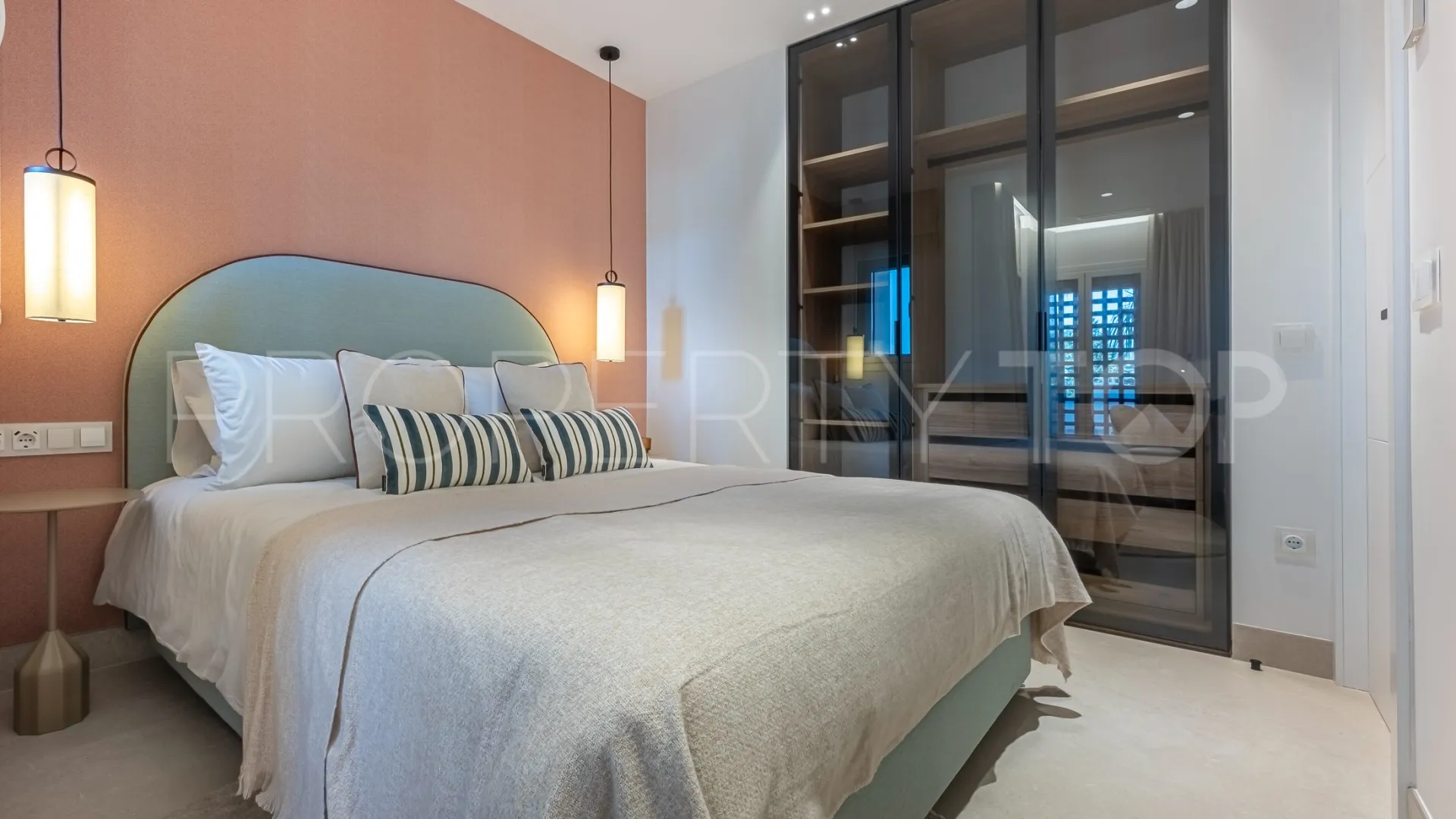 Apartamento a la venta en Bahía del Velerín