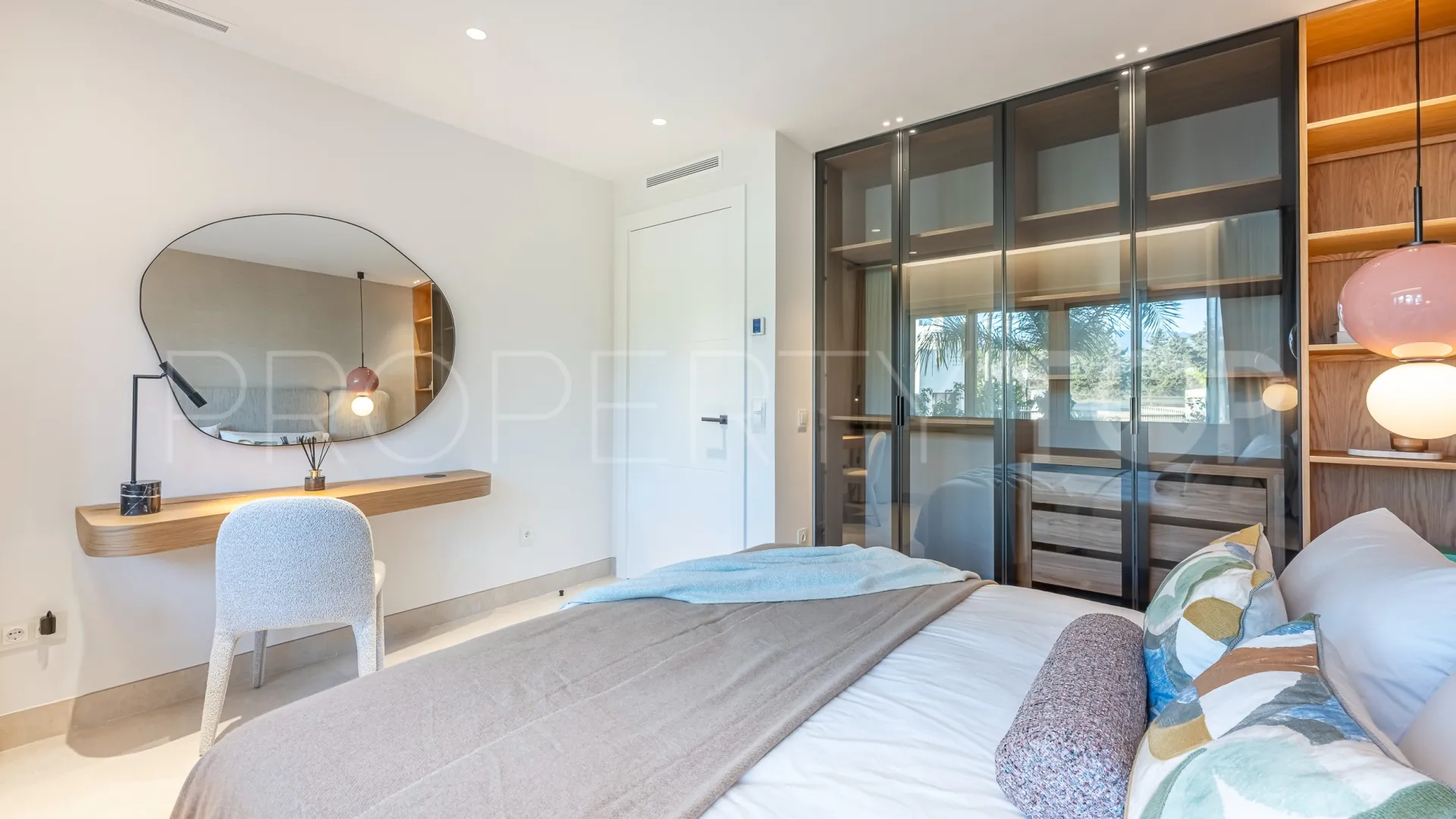 Apartamento a la venta en Bahía del Velerín