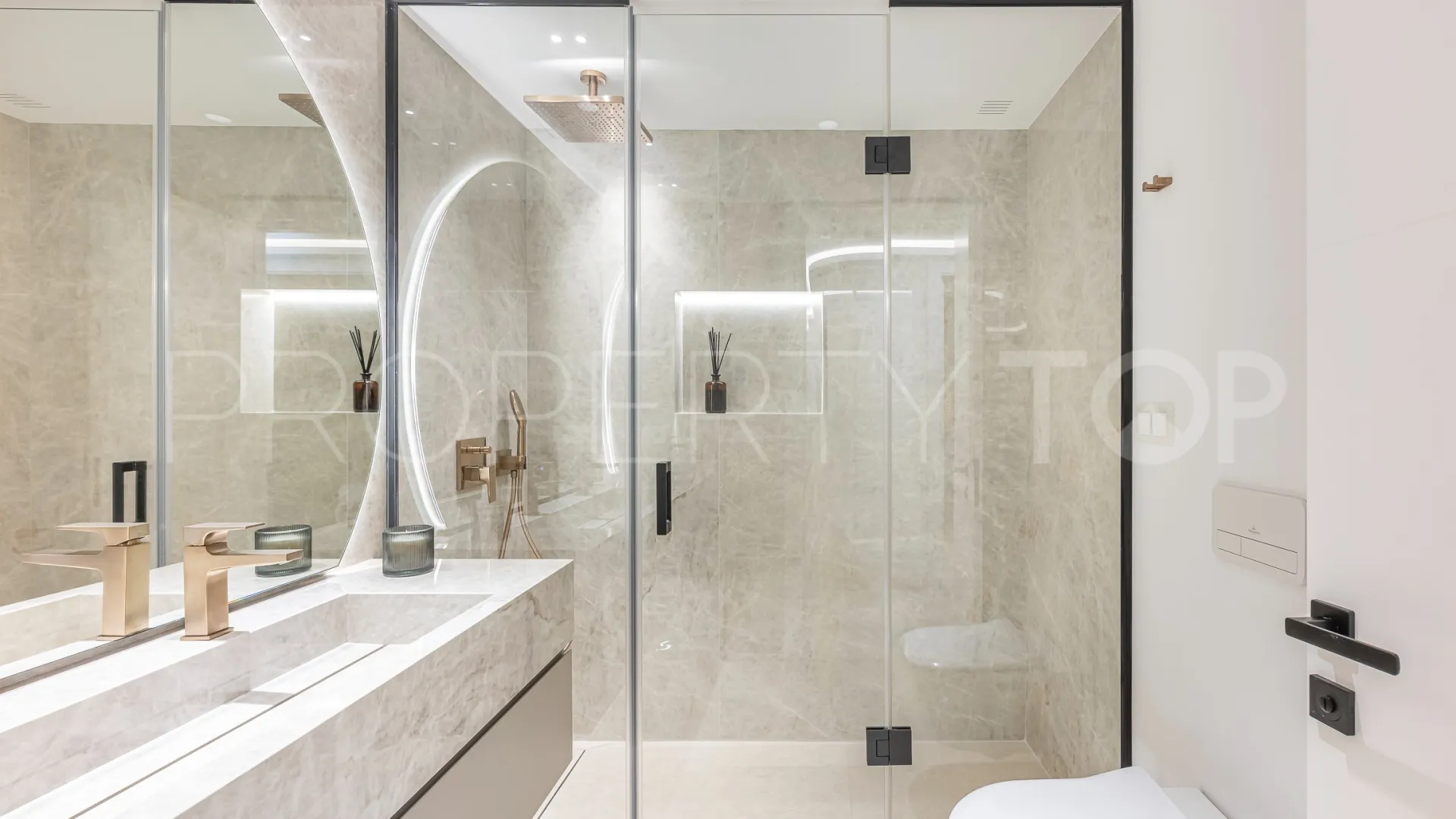 Apartamento a la venta en Bahía del Velerín