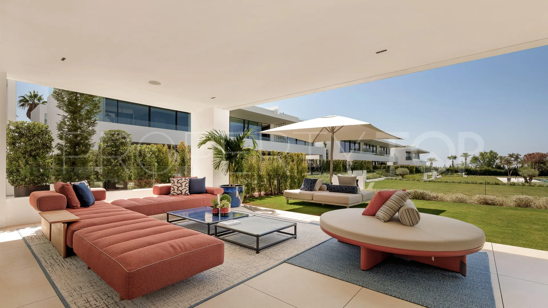 Villa de 4 dormitorios en venta en Marbella Golden Mile